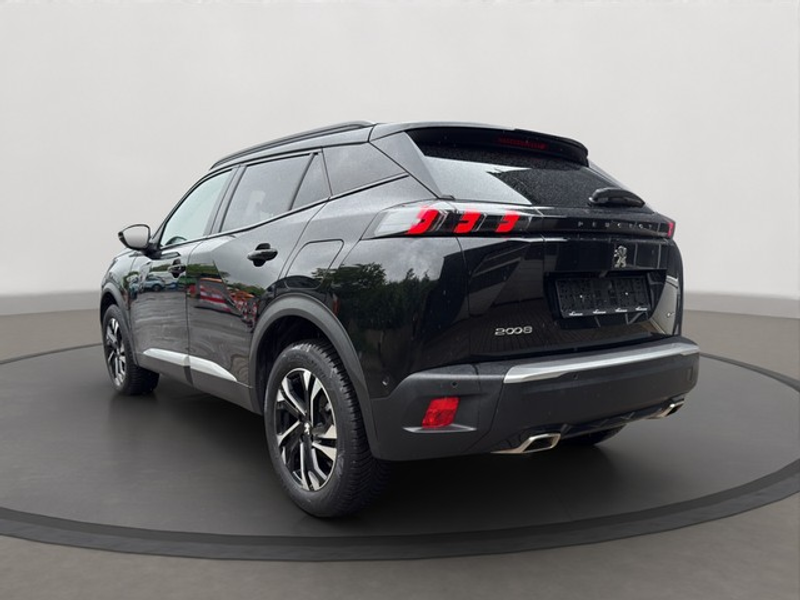 Peugeot 2008 PureTech 130 1.2 — photo 3