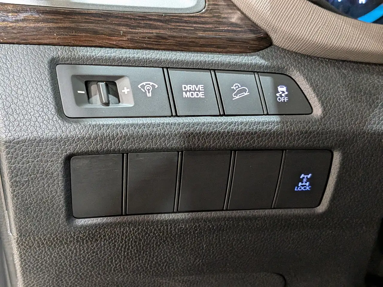 Hyundai SANTA FE снимка Hyundai SANTA FE