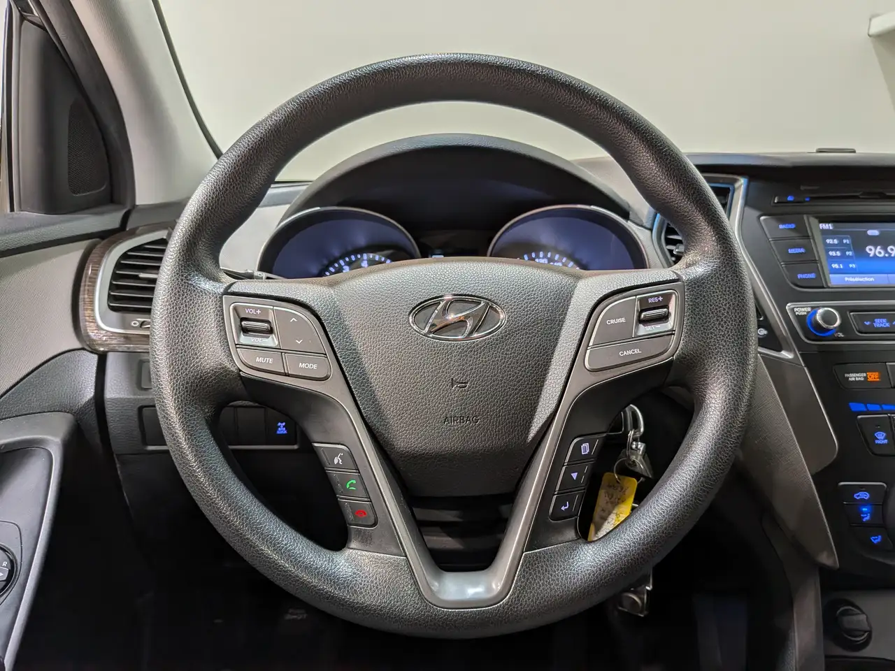 Hyundai SANTA FE снимка Hyundai SANTA FE