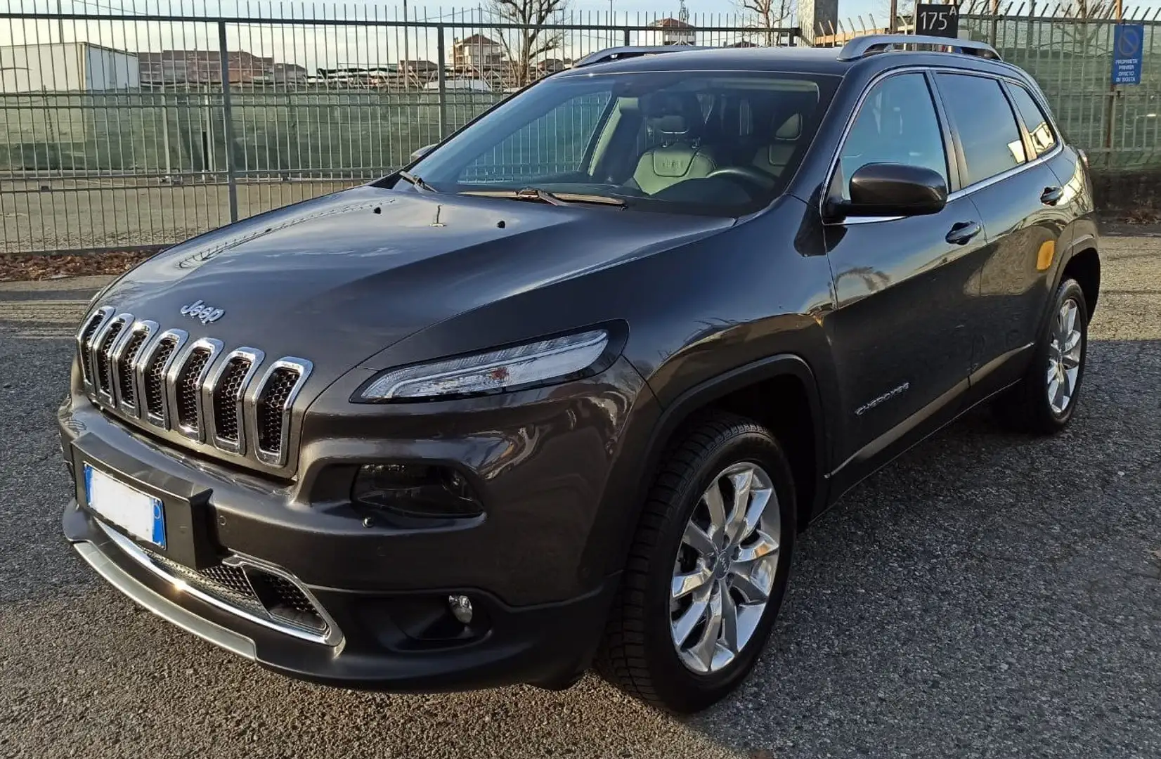 Jeep Cherokee Cherokee 2.2 mjt II Limited 4wd ad I 200cv Szürke - 1