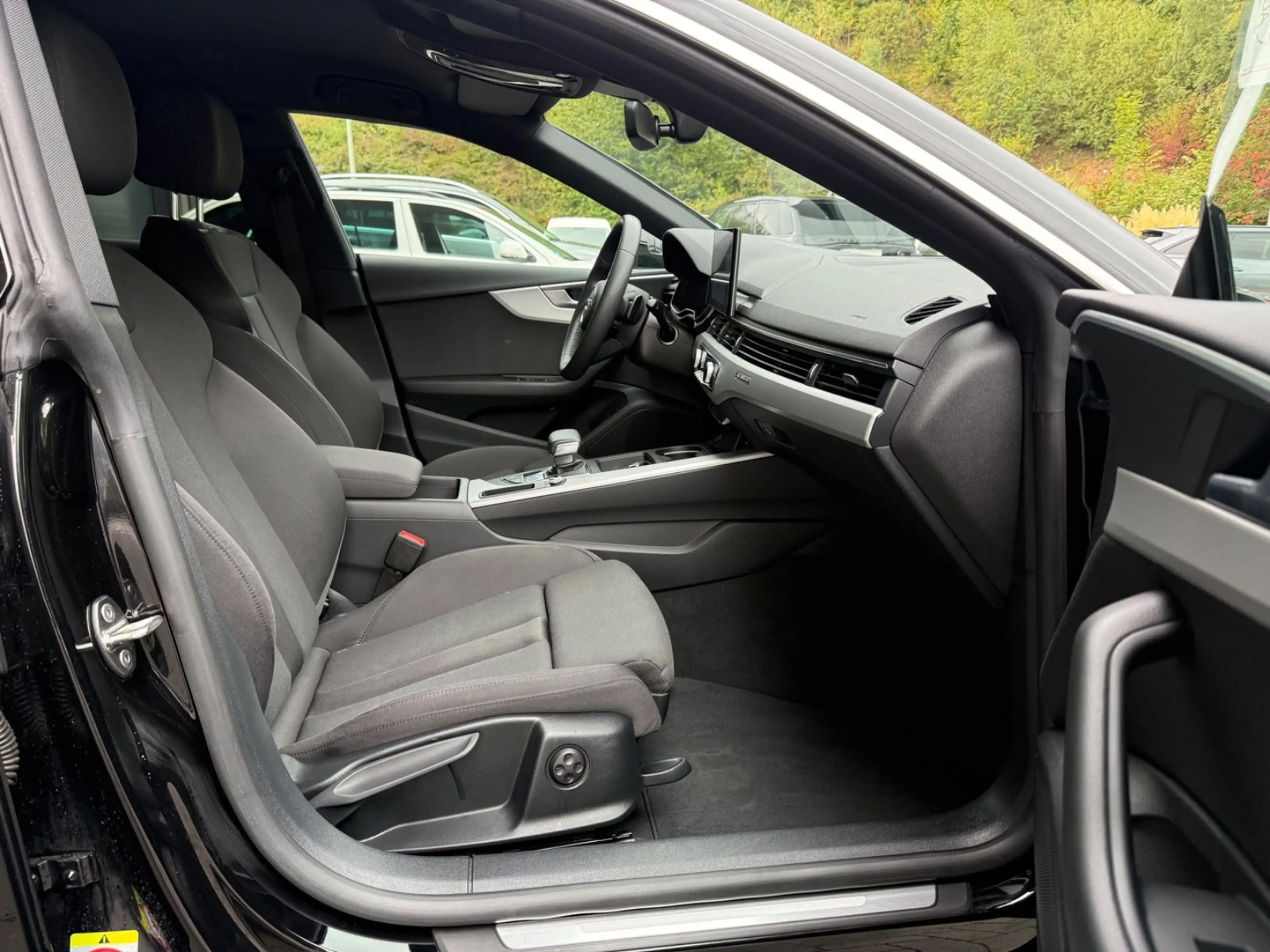 Audi A5 Sportback 40 TDI quattro *DSG *LED *APP *AHK — photo 12