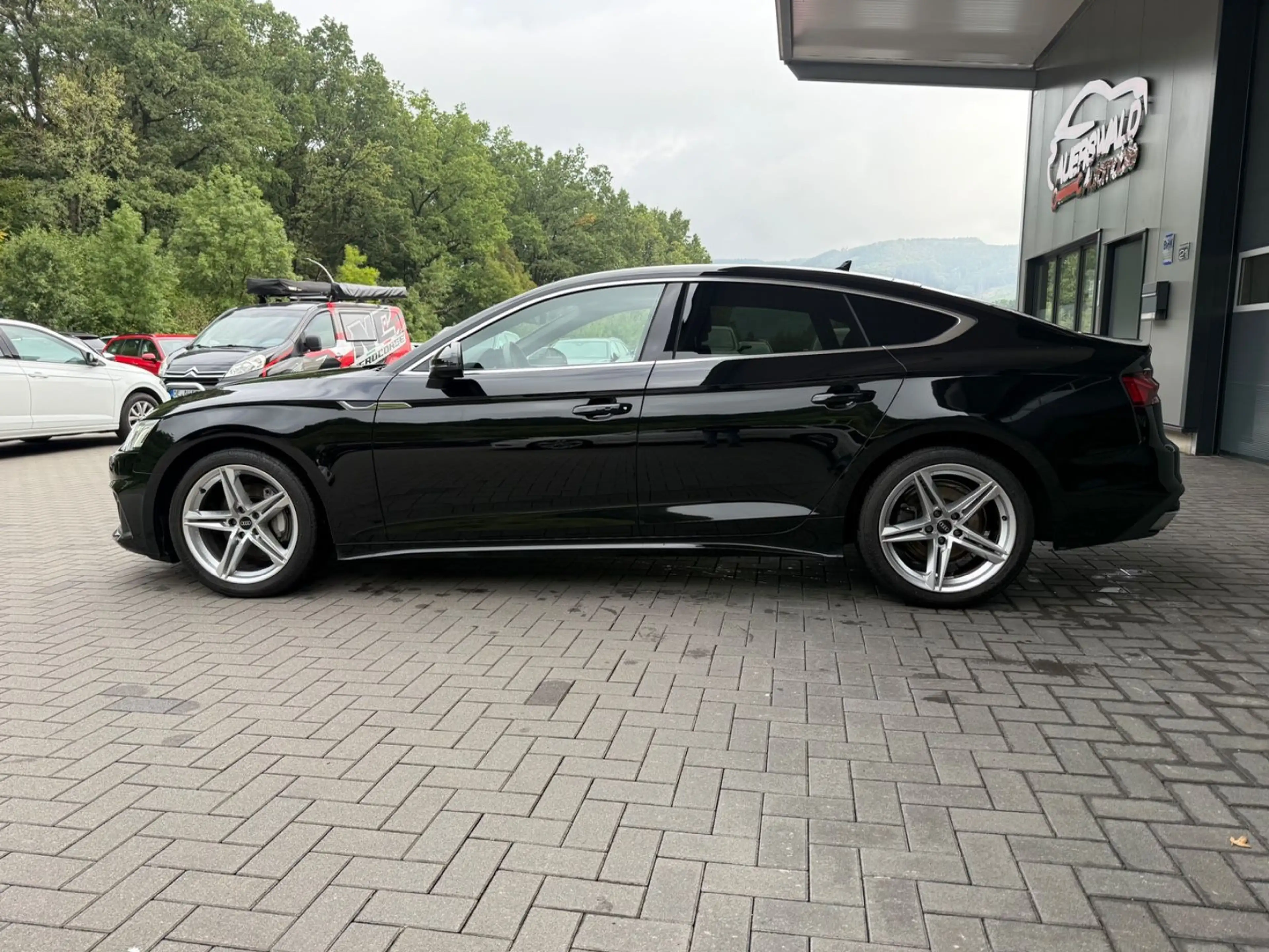 Audi A5 Sportback 40 TDI quattro *DSG *LED *APP *AHK — photo 8