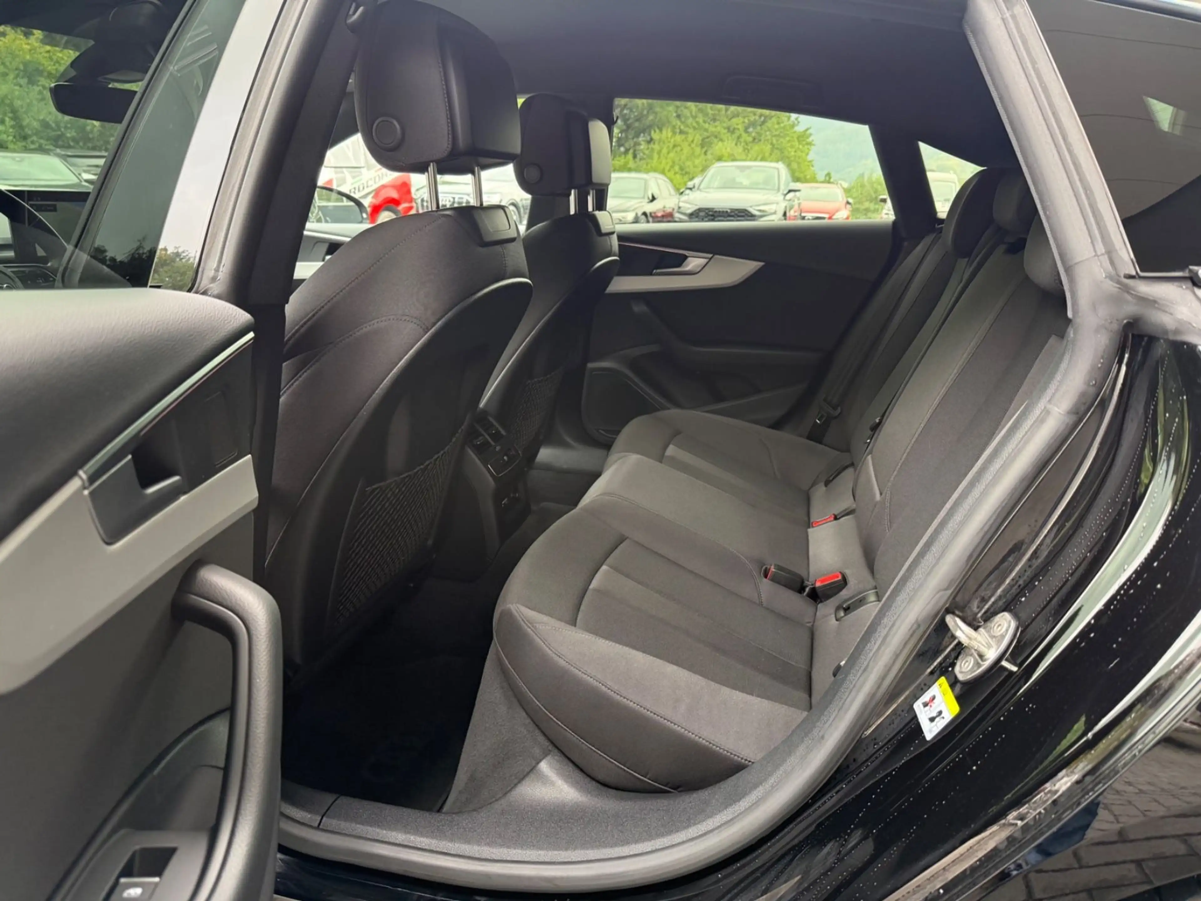 Audi A5 Sportback 40 TDI quattro *DSG *LED *APP *AHK — photo 13