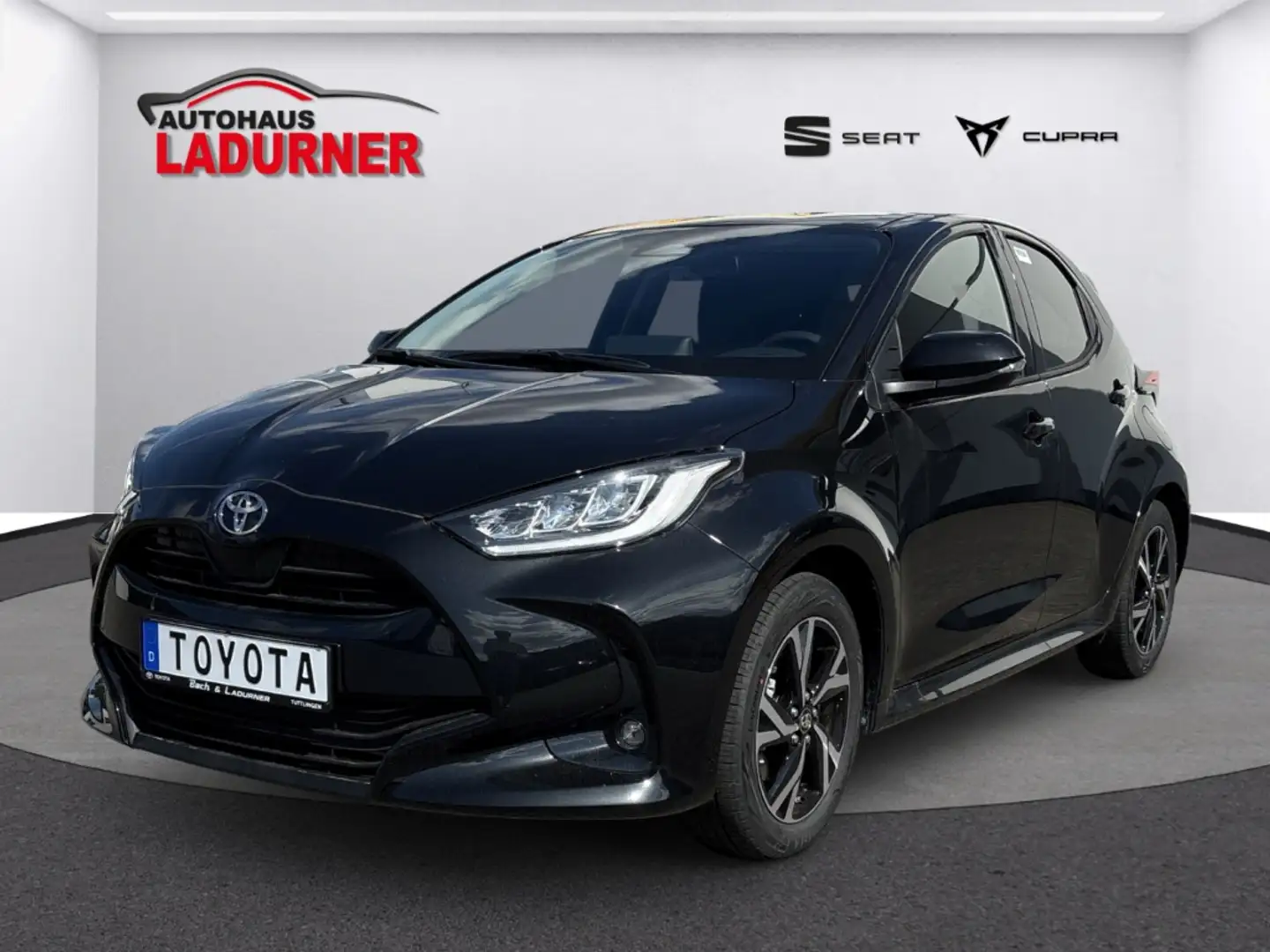 Toyota Yaris Hybrid Teamplayer 1.5 LED Apple CarPlay Android Au Schwarz - 1