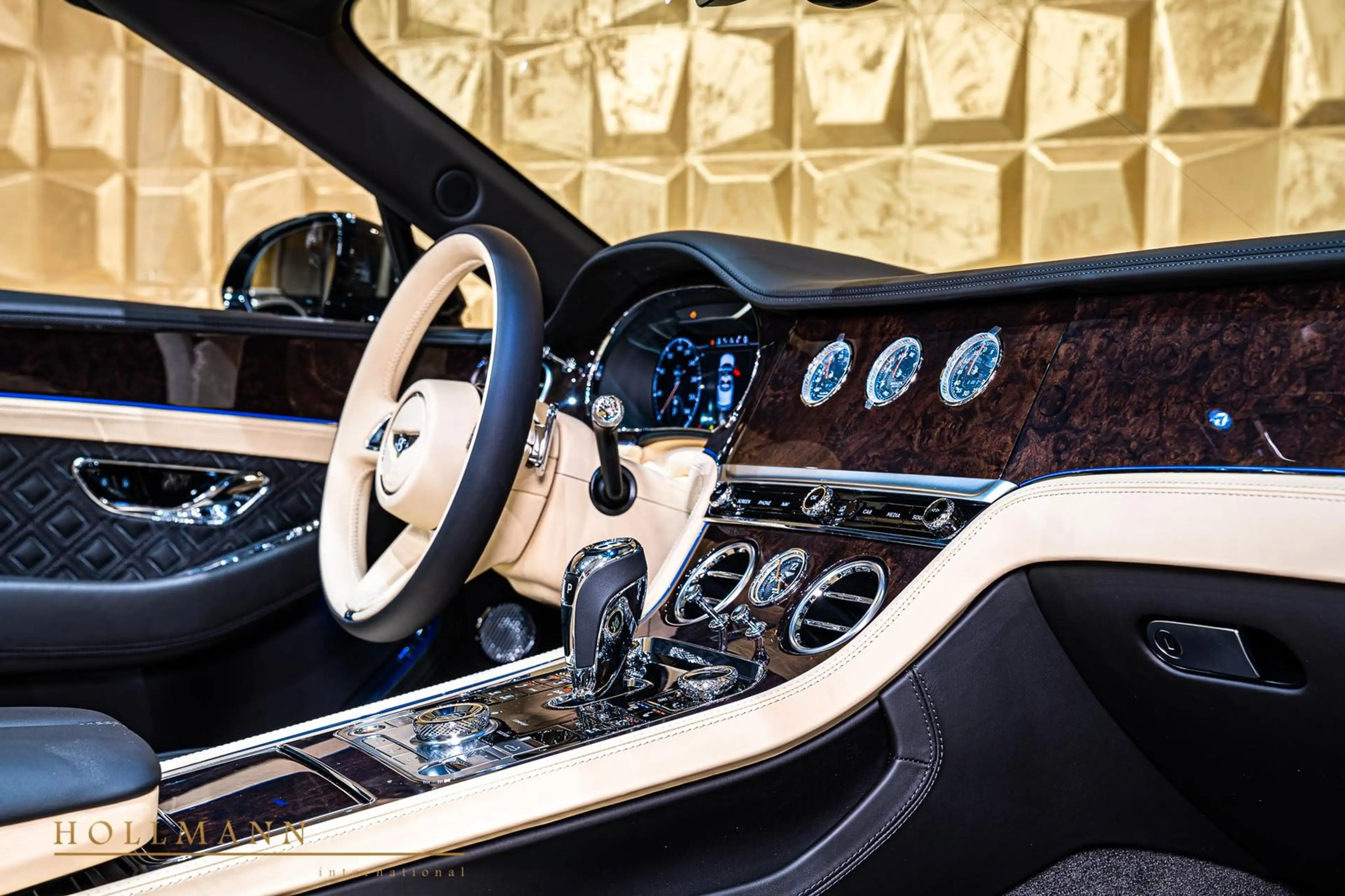 Bentley Continental GTC + Naim + Touring + Comfort Seat — photo 14