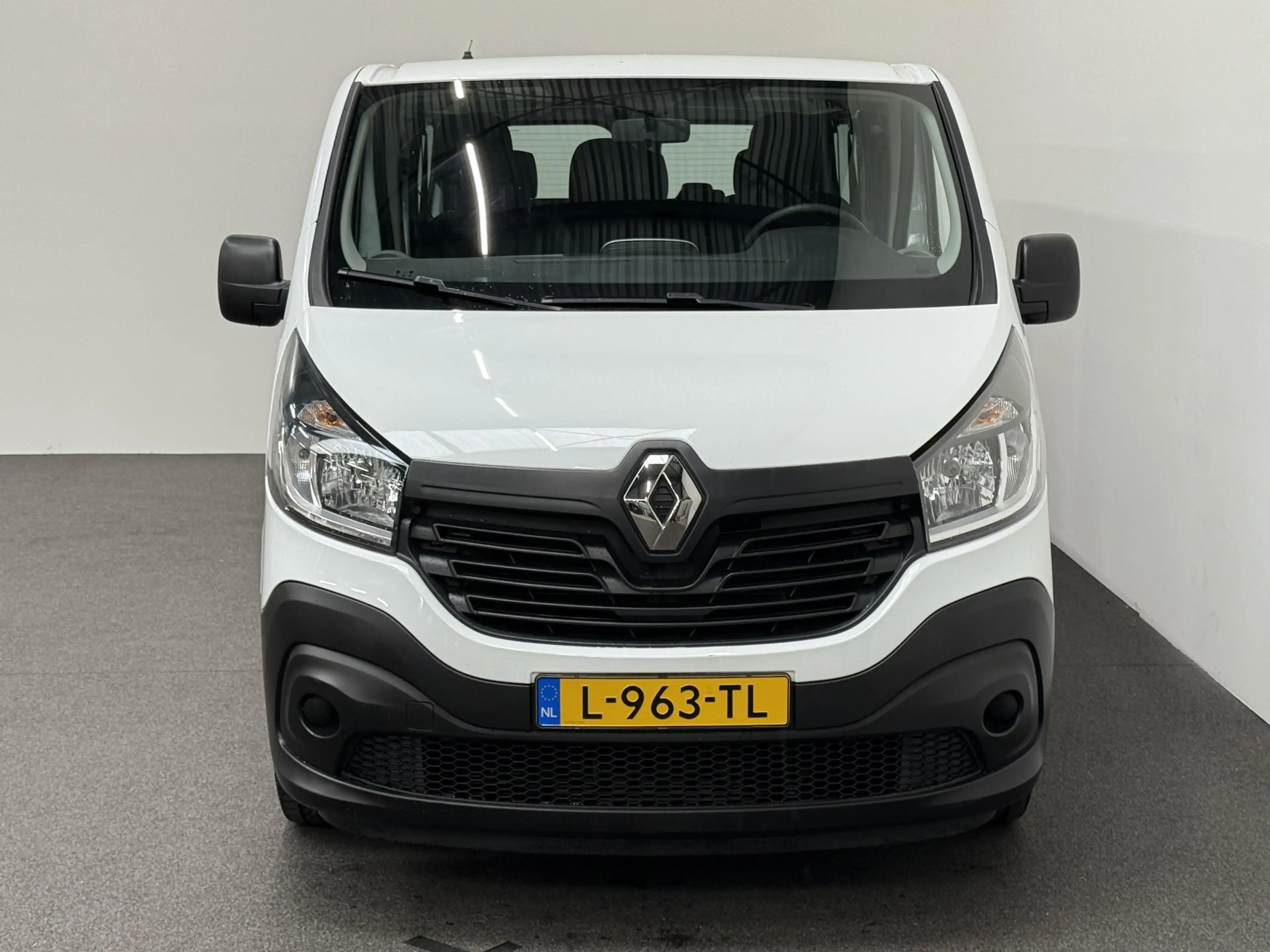 Renault Trafic Passenger 1.6 dCi Grand Zen Energy 9persoons PERSO — photo 11