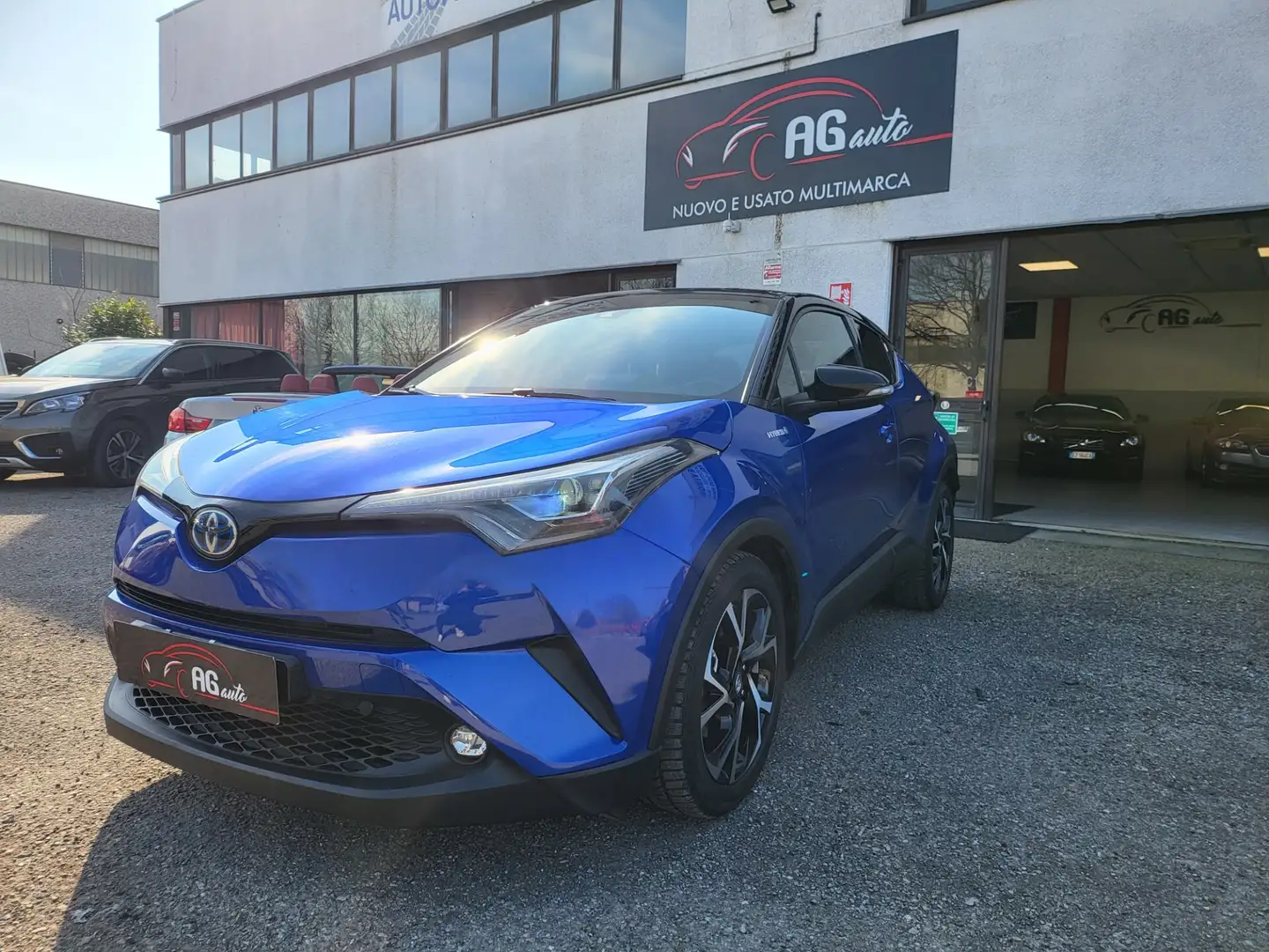 Toyota C-HR 1.8 Hybrid E-CVT Style Bleu - 1