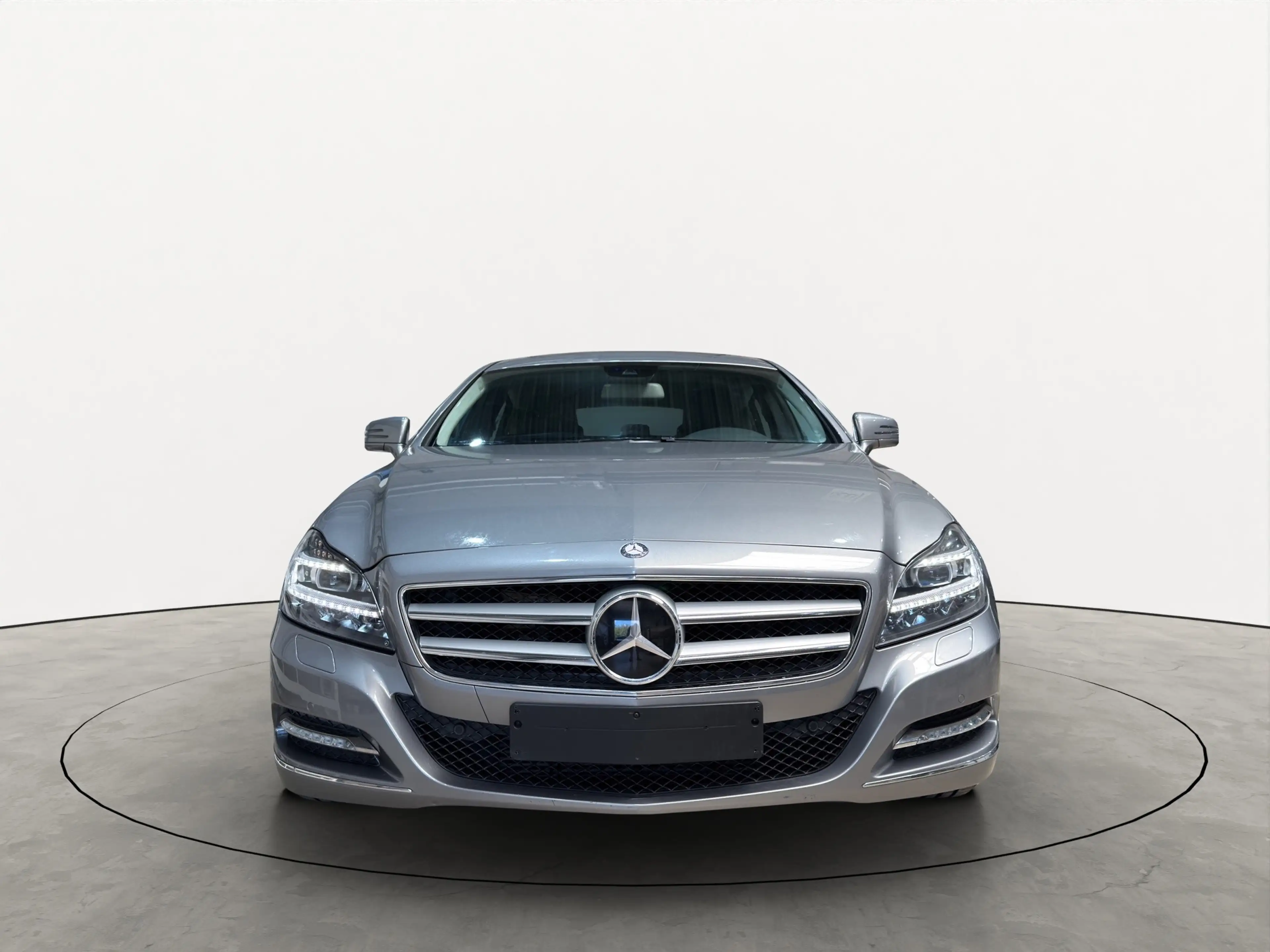 Mercedes-Benz CLS 350 d / PANO / ALCANTARA / KOELING / MEMORY — photo 4