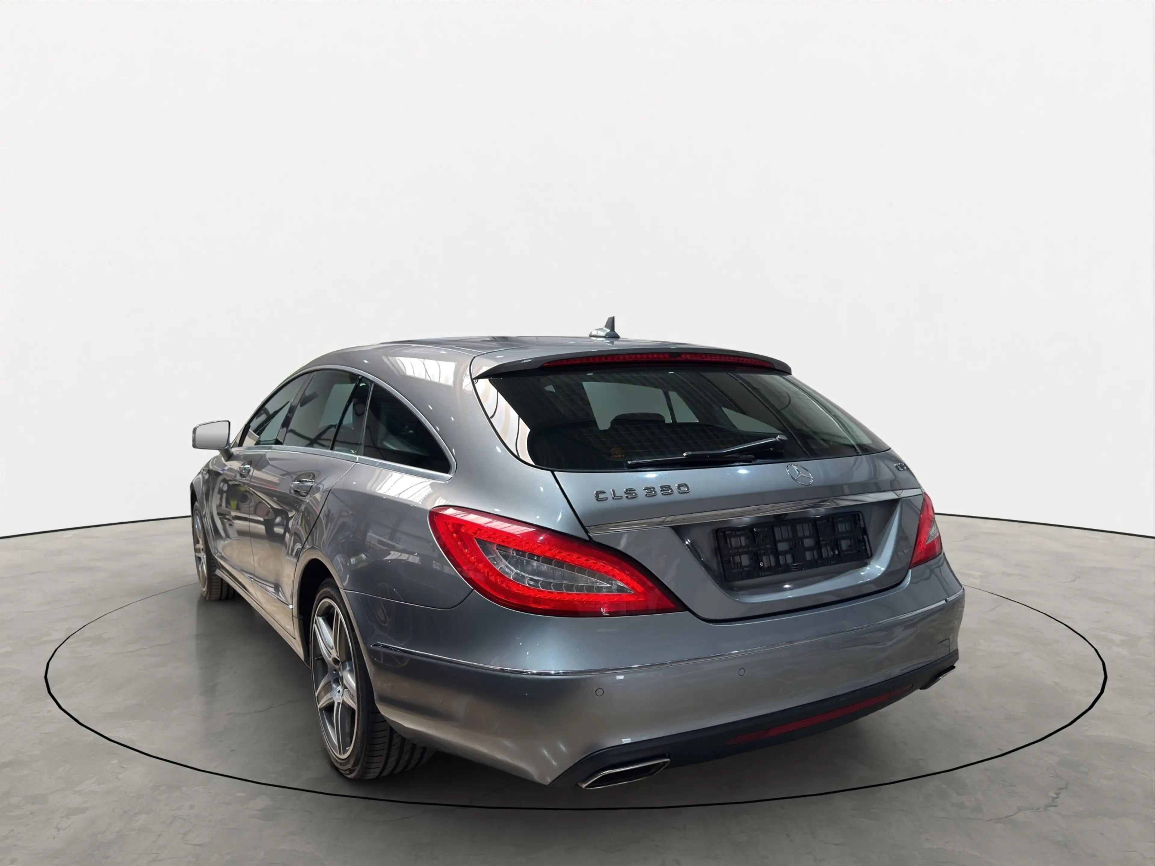 Mercedes-Benz CLS 350 d / PANO / ALCANTARA / KOELING / MEMORY — photo 3
