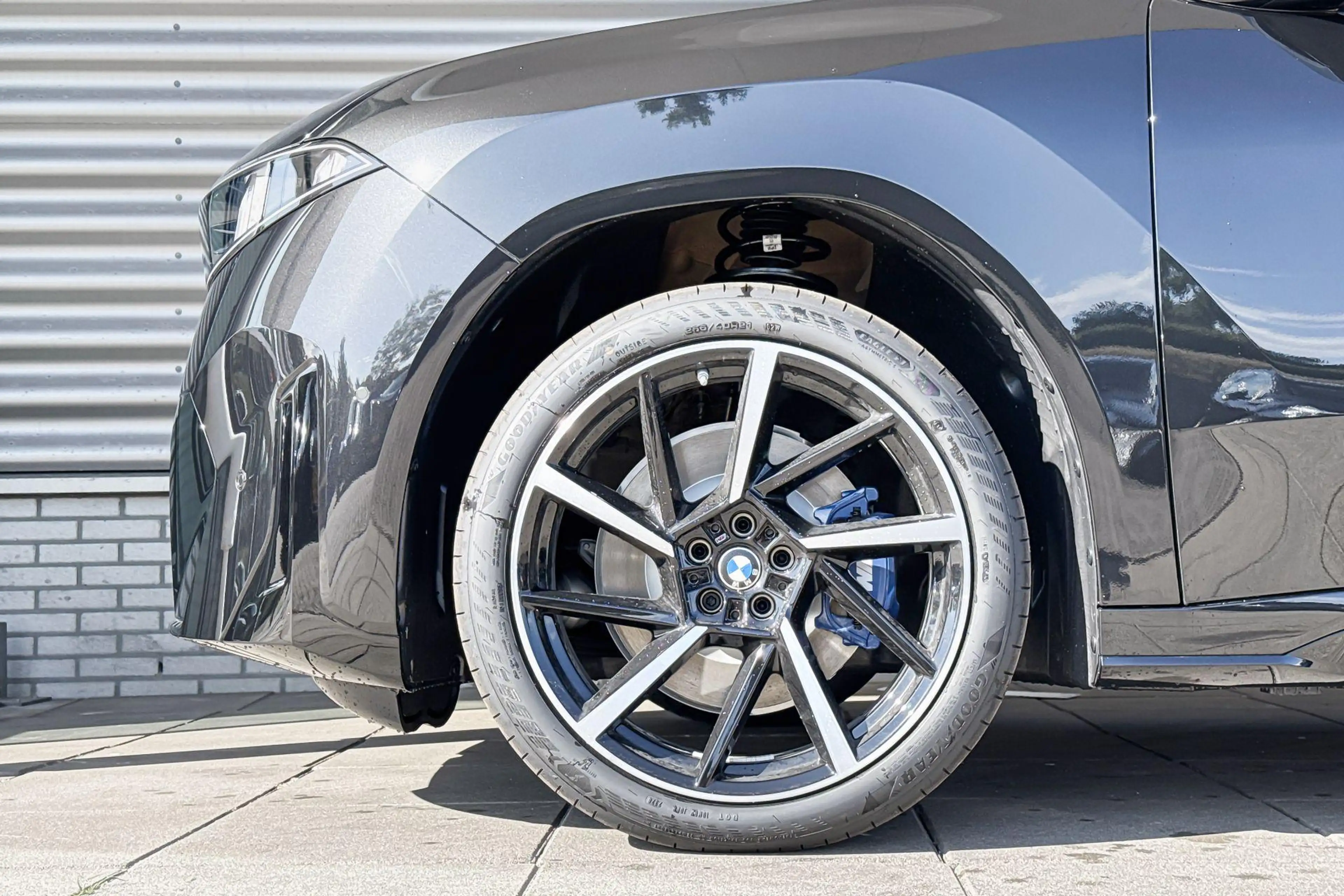 BMW iX3 40 eDrive 83 kWh — photo 3