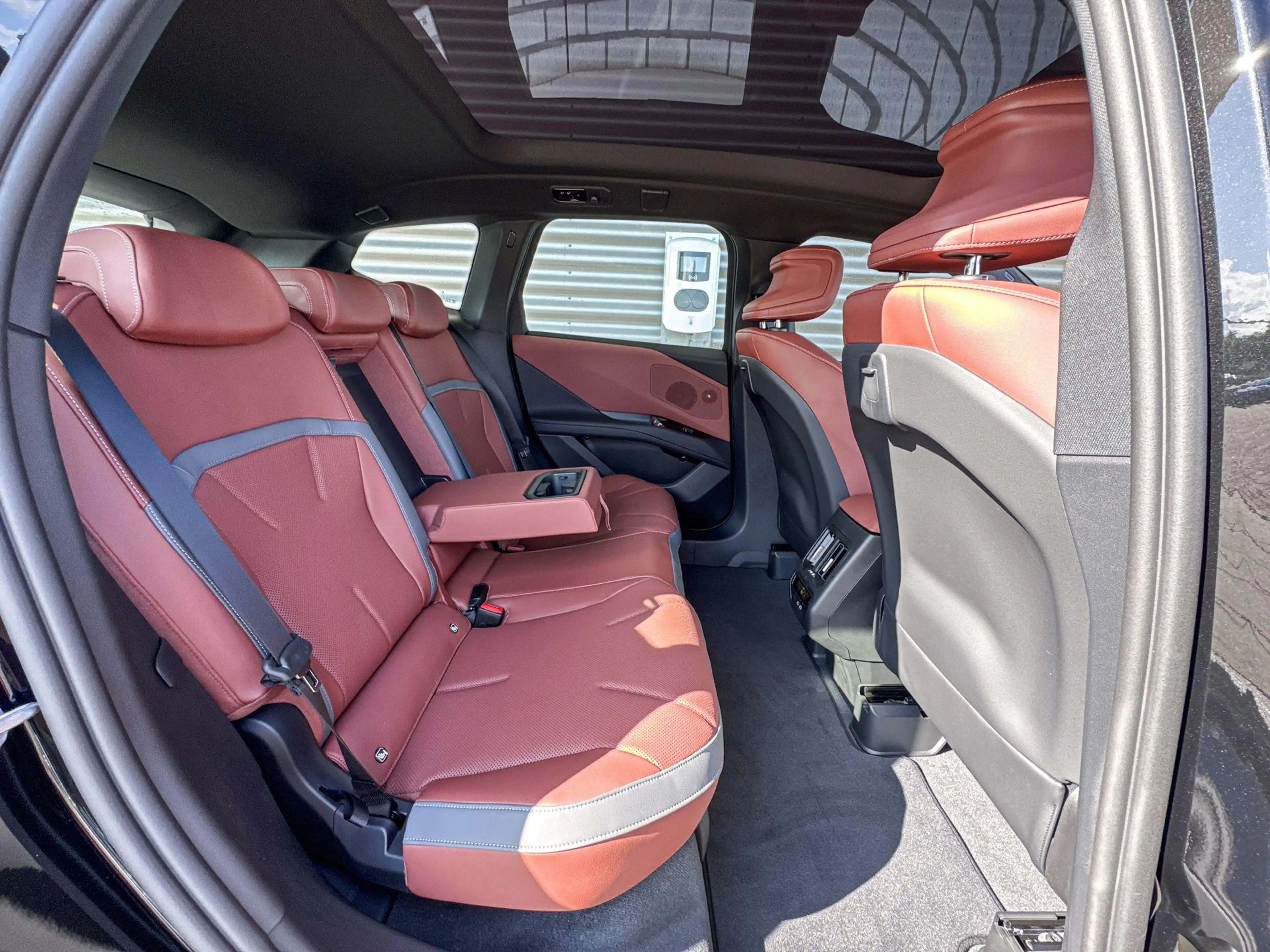 BMW iX3 40 eDrive 83 kWh — photo 9