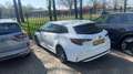 Toyota Corolla Touring Sports 1.8 Hybrid Dynamic Aut. | LMV | Cru Blanco - thumbnail 2