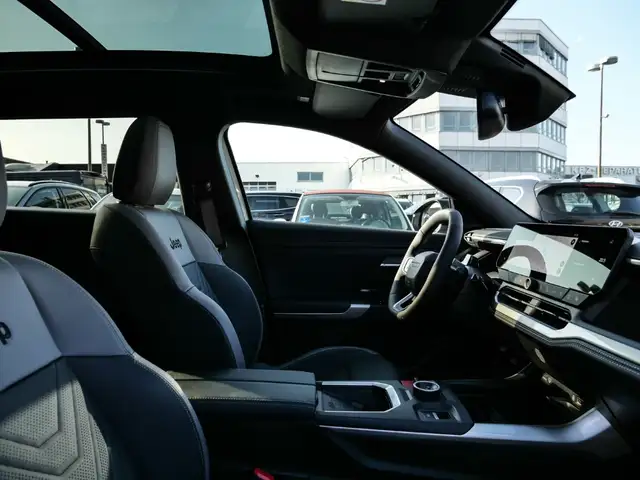 Jeep Compass view 13