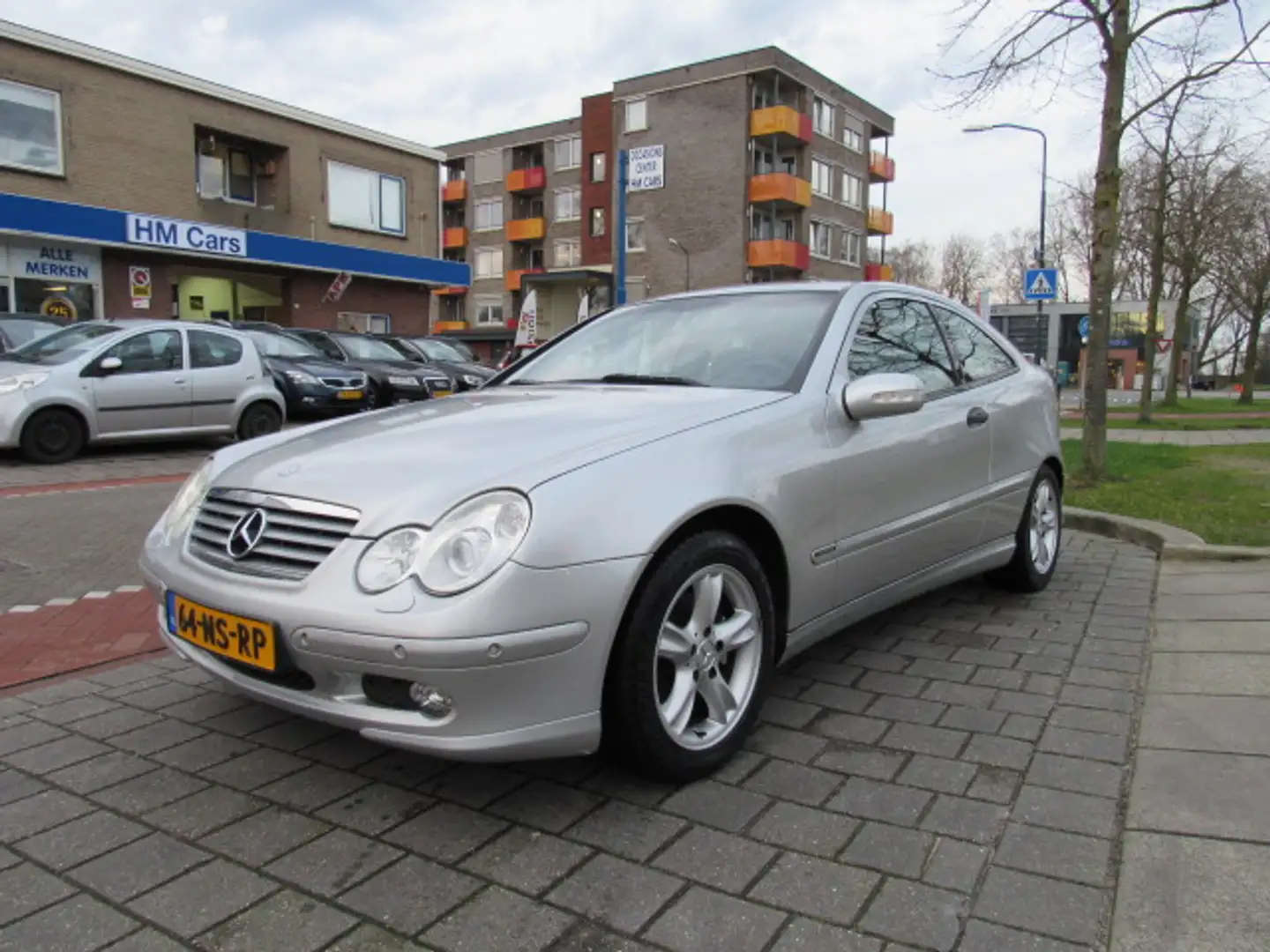 Mercedes-Benz C 180 1.8 C180 KOMPR SPORTCOUPE Sport Grijs - 1