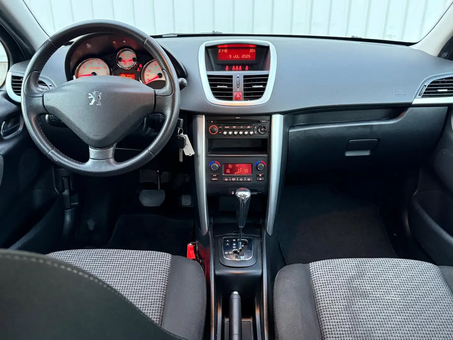 Peugeot 207 1.6 VTi XS 1e Eigenaar,Trekhaak,Airco,CruiseContro Szary - 2