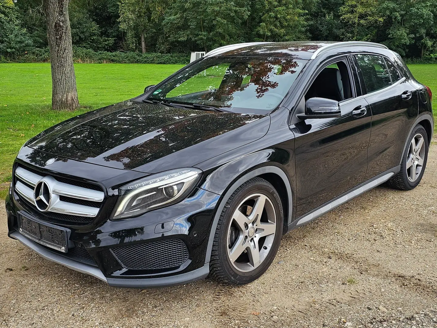 Mercedes-Benz GLA 220 GLA 220 CDI Automatik 4Matic Schwarz - 1