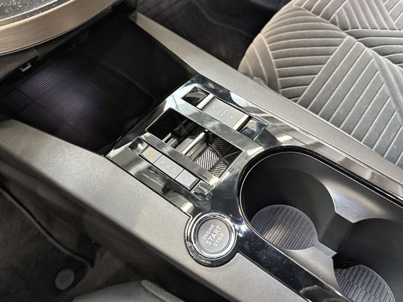 Lancia Ypsilon 2025 — фото 15