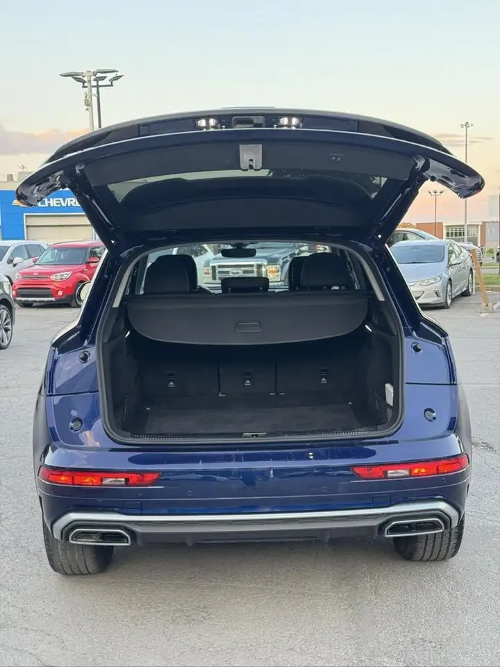 Audi Q5 снимка Audi Q5