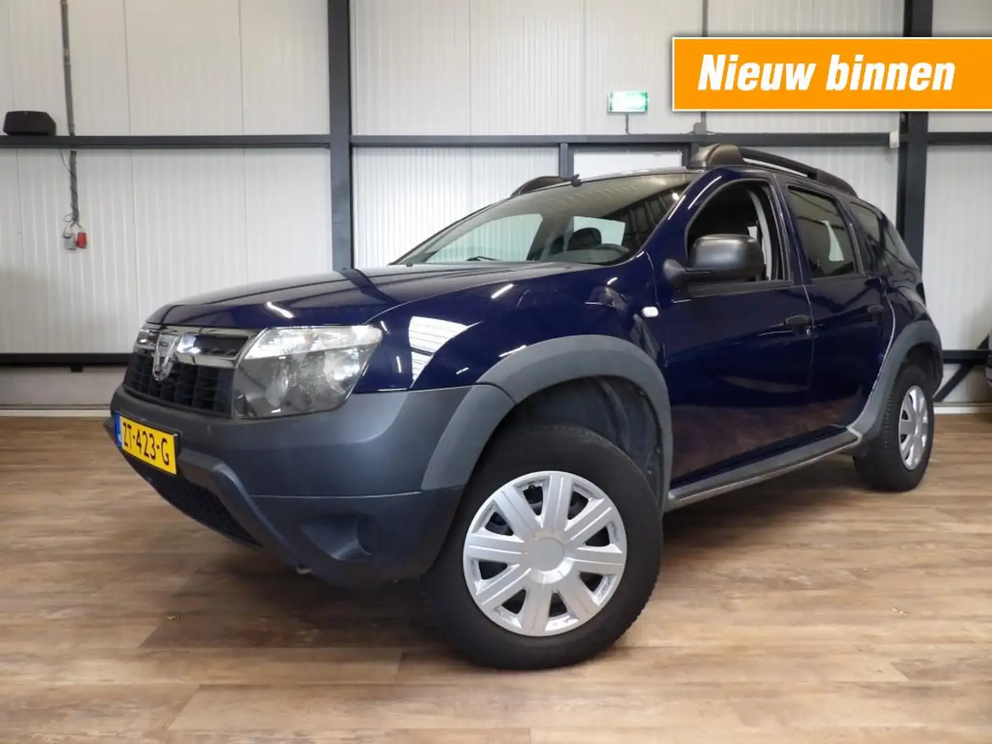 Dacia Duster 1.6 Laureate 4X4 Blauw - 1