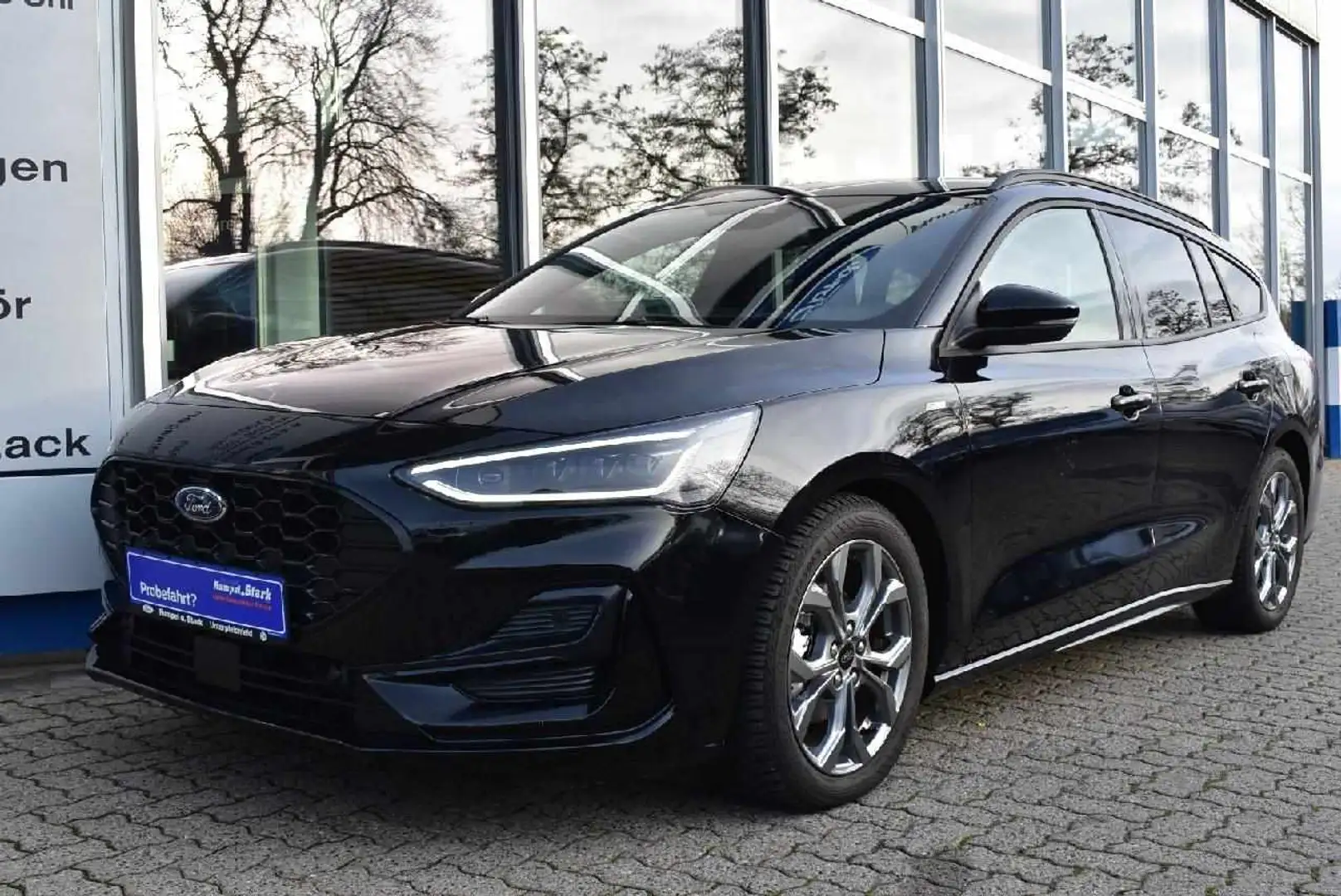 Ford Focus ST-Line Schwarz - 2
