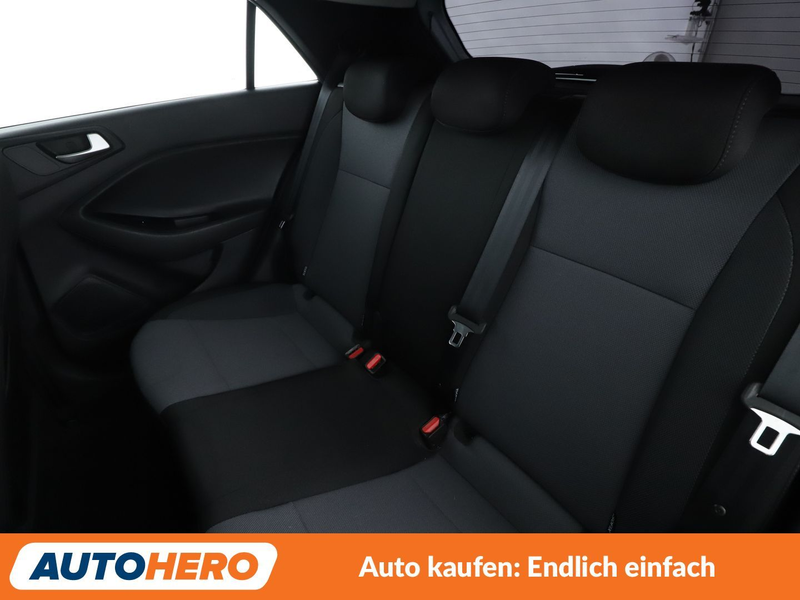 Hyundai i20 1.0 TGDI Trend*TEMPO*PDC*SHZ*ALU*KLIMA* — photo 14