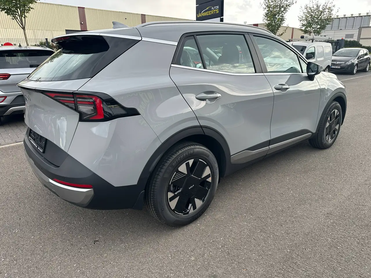 Kia Sportage 1.6 T benzine AUTOMAAT, NIEUW MODEL / NIEUWE WAGEN 7 KM!, миниатюра 4