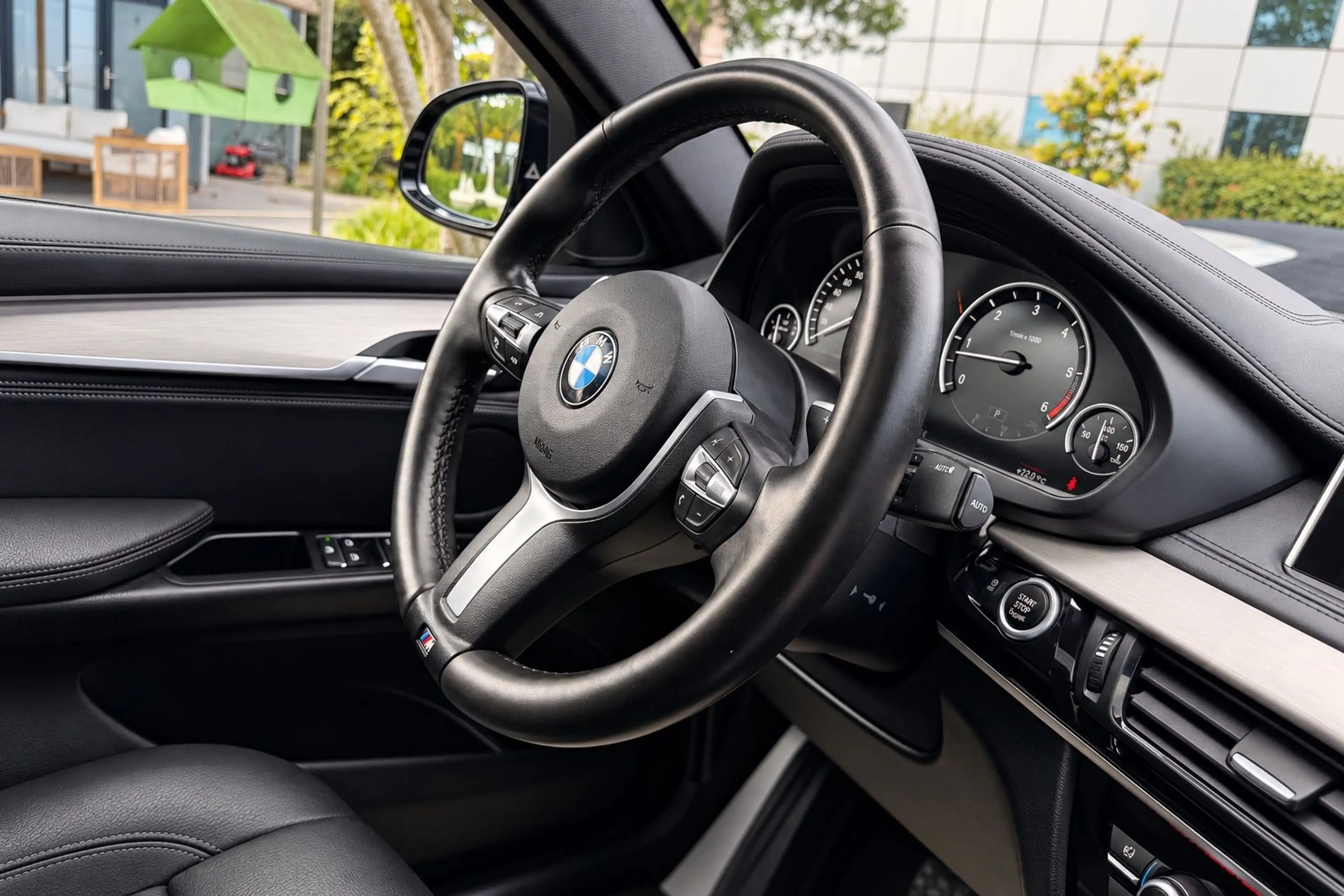 BMW X6 xDrive 40 d M-Paket/HUD/Schiebedach/Stand-Hzg — photo 8
