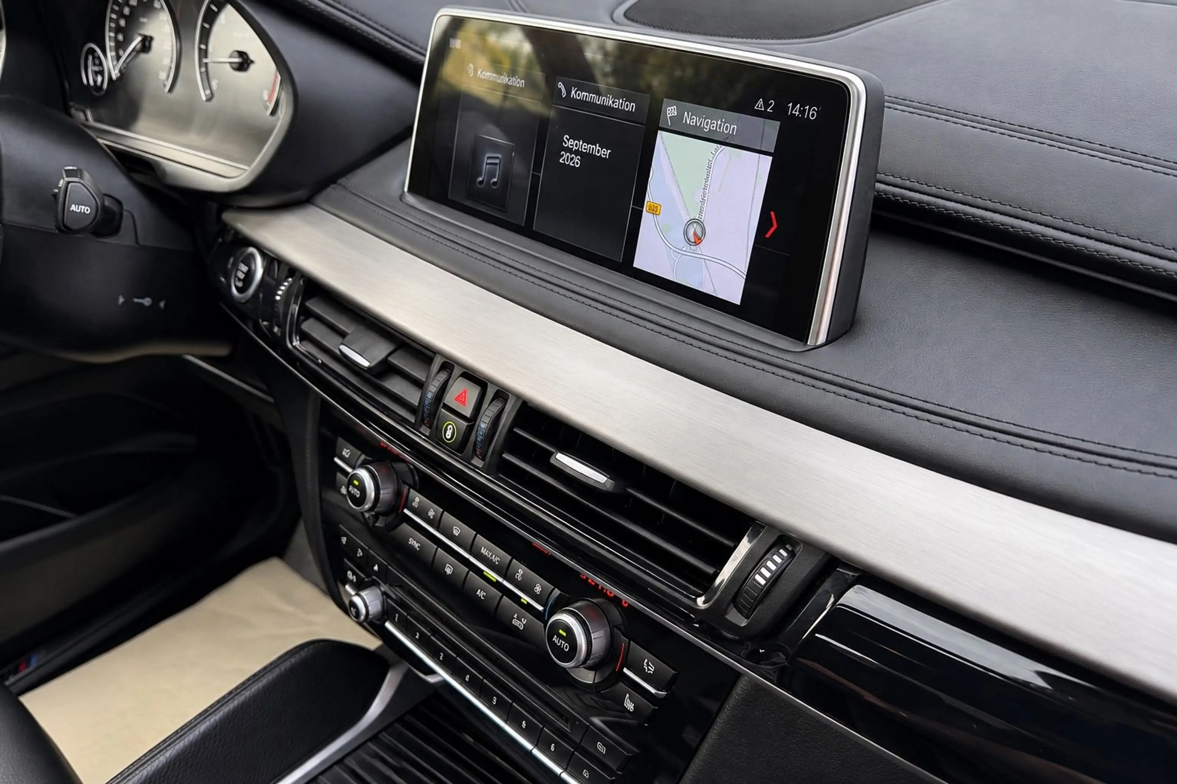 BMW X6 xDrive 40 d M-Paket/HUD/Schiebedach/Stand-Hzg — photo 15
