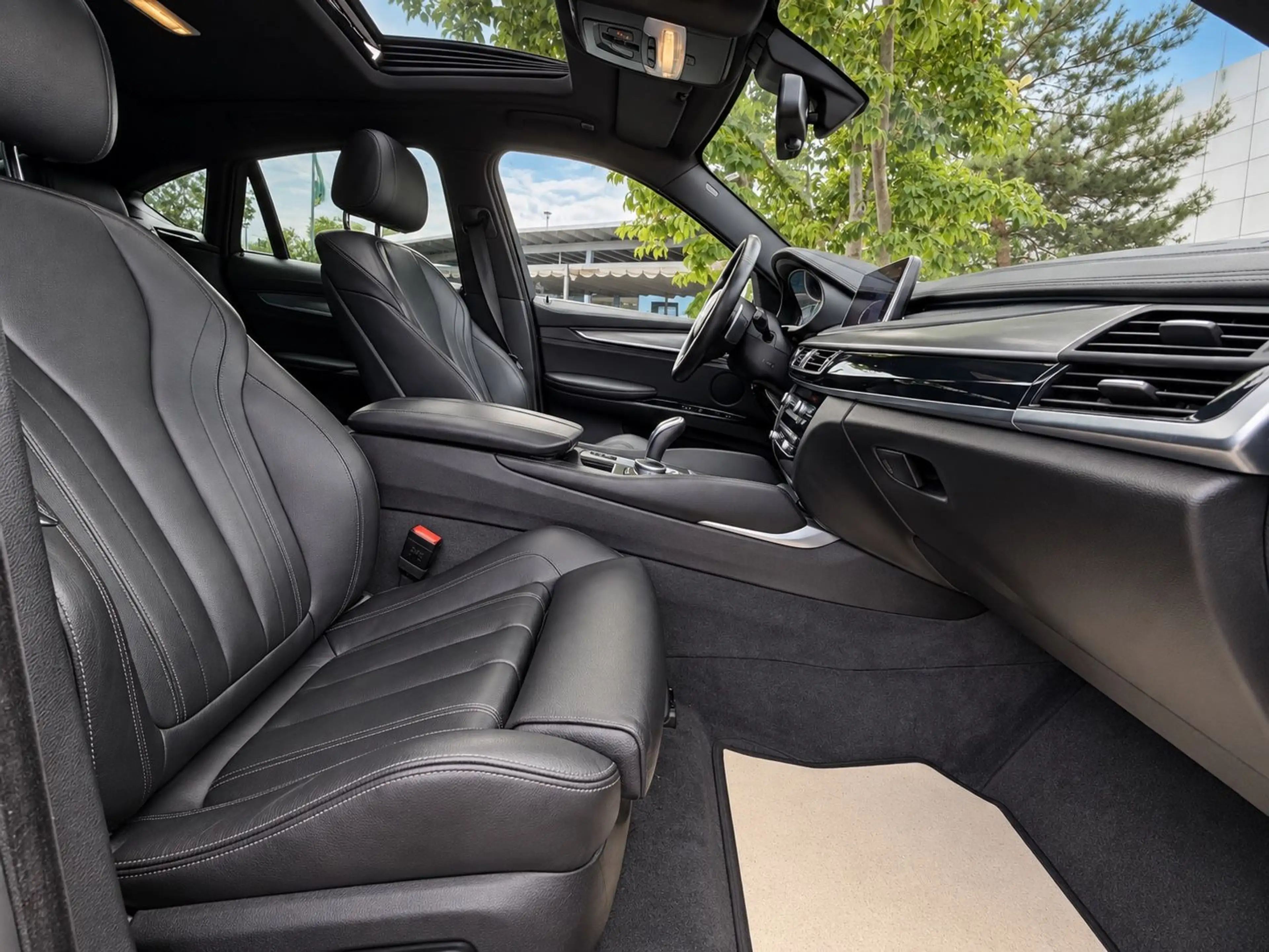BMW X6 xDrive 40 d M-Paket/HUD/Schiebedach/Stand-Hzg — photo 13