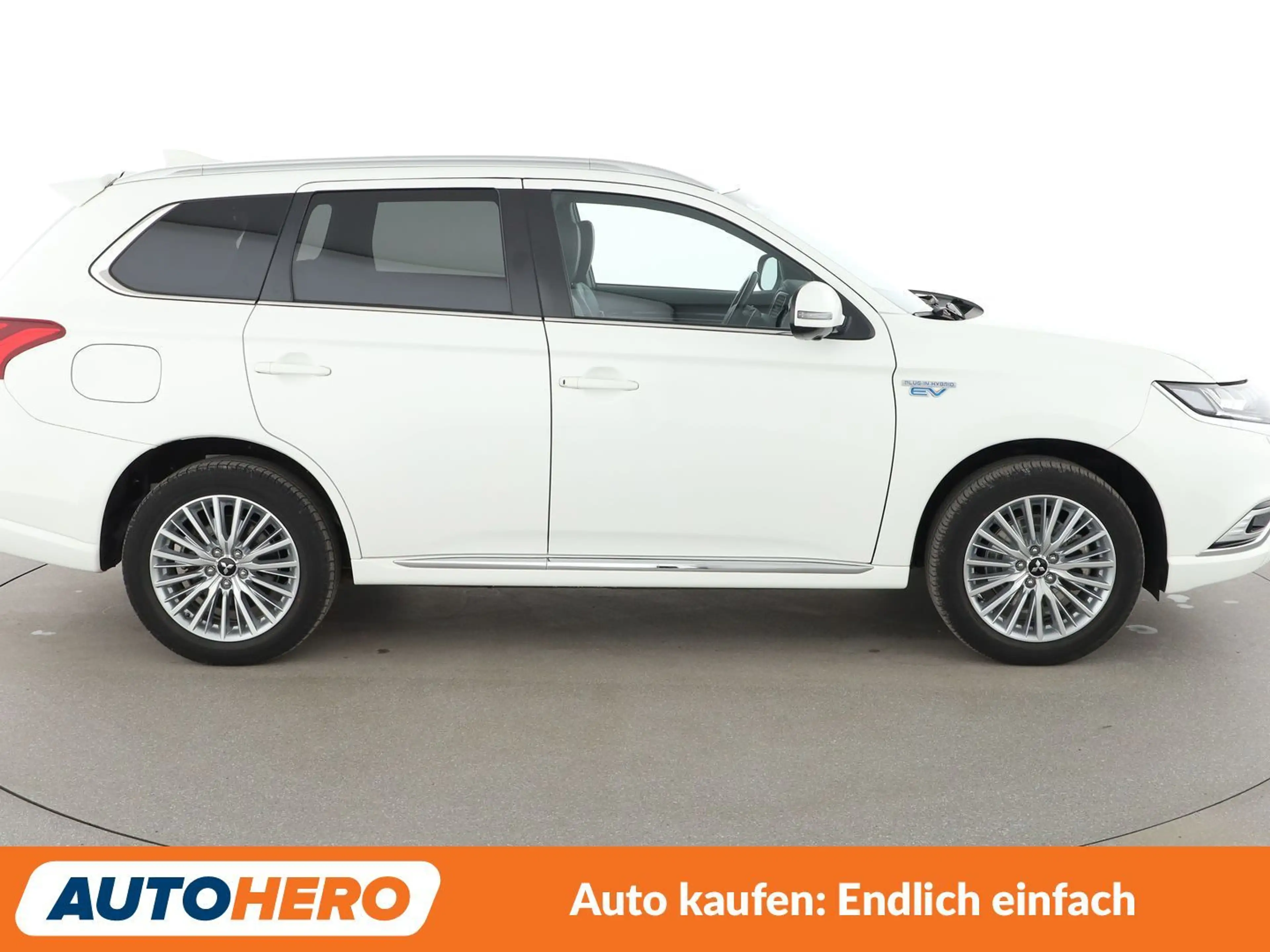 Mitsubishi Outlander 2.4 PHEV Top 4WD — photo 7