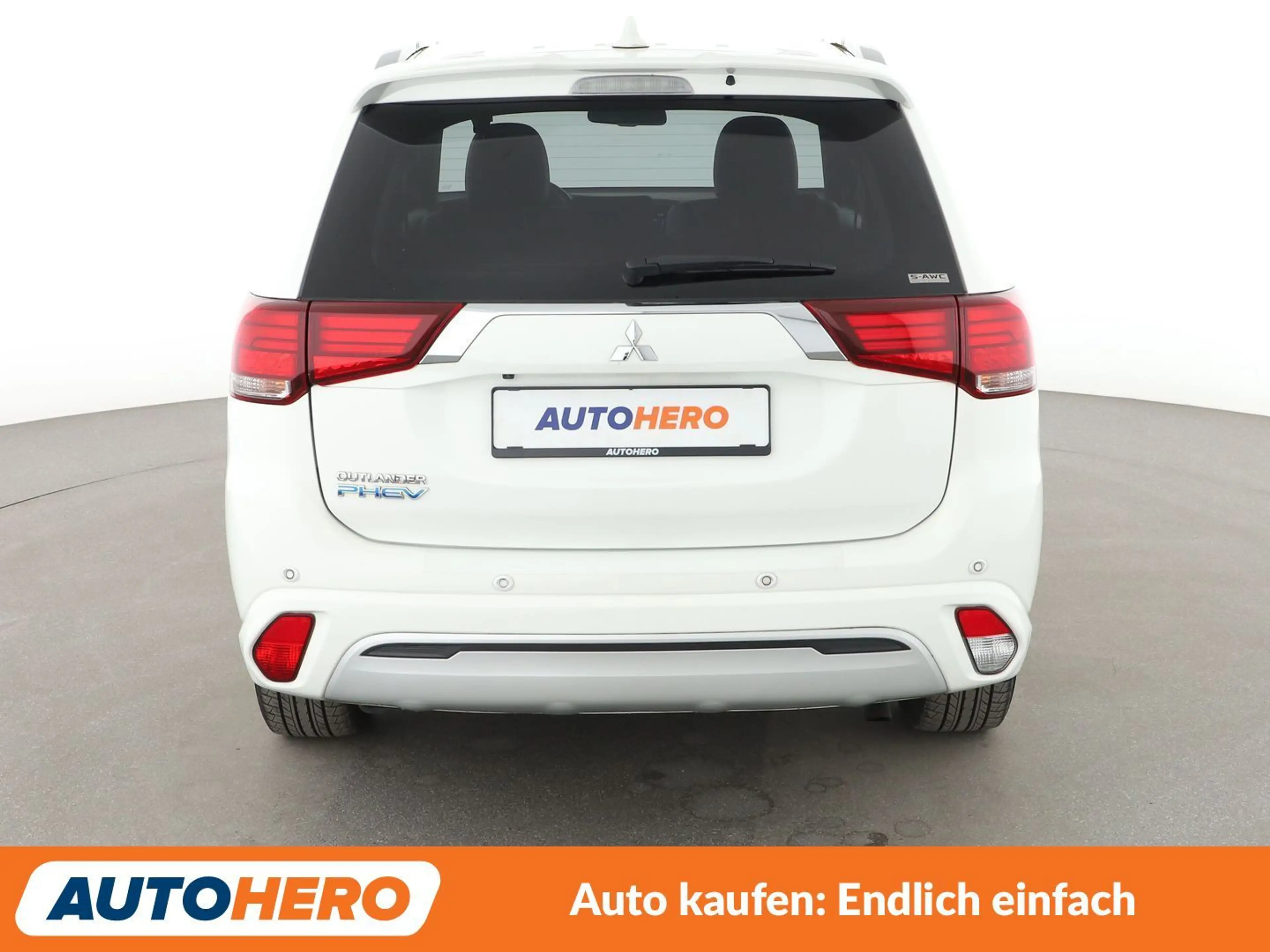 Mitsubishi Outlander 2.4 PHEV Top 4WD — photo 5