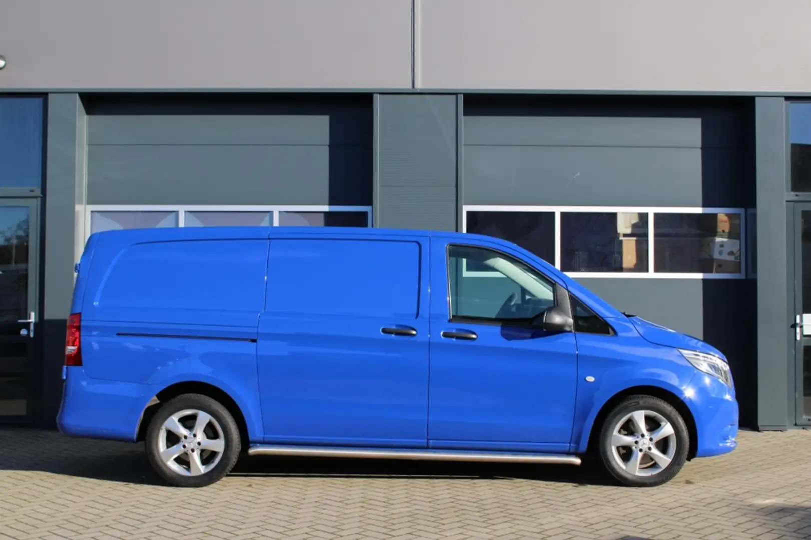 Mercedes-Benz Vito 119 CDI AUTOMAAT / L2 / NL-AUTO / LED / TREKH Bleu - 2