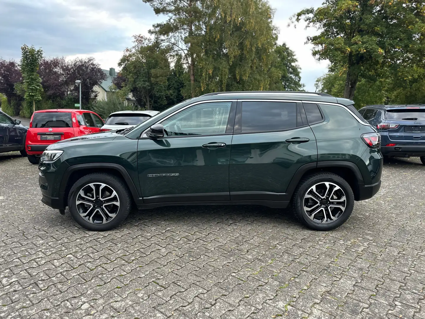 Jeep Compass Limited 1.3 GSE T4 110kw DCT Grün - 2