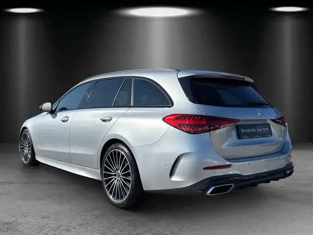 Mercedes-Benz C Class view 7