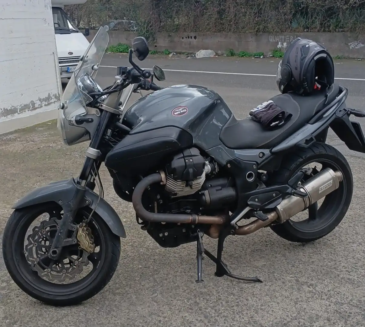 Moto Guzzi Breva 1100 - 1
