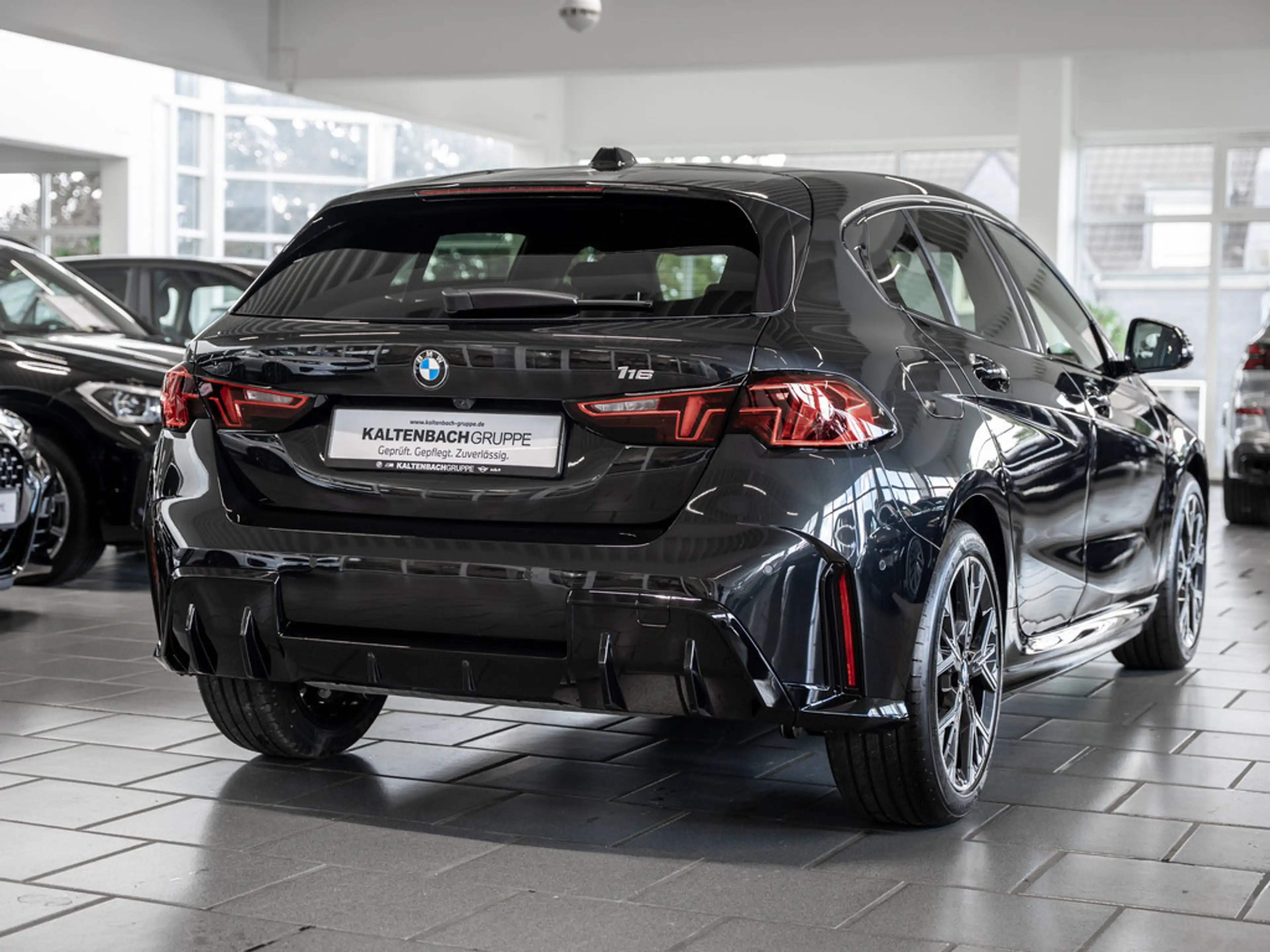 BMW 116 M-Sport LED NAVI KAMERA SHZ PDC KLIMA — photo 5