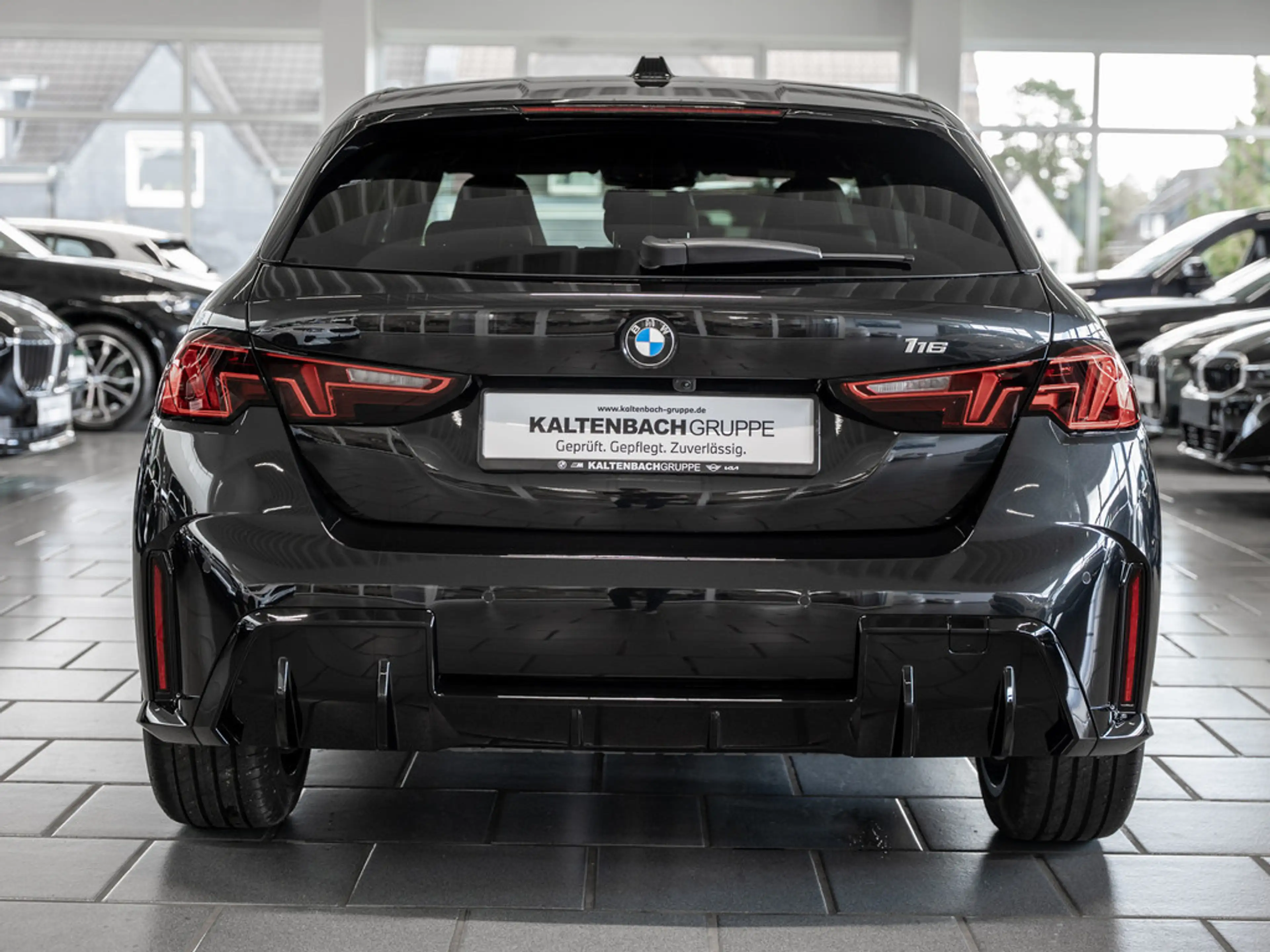 BMW 116 M-Sport LED NAVI KAMERA SHZ PDC KLIMA — photo 6