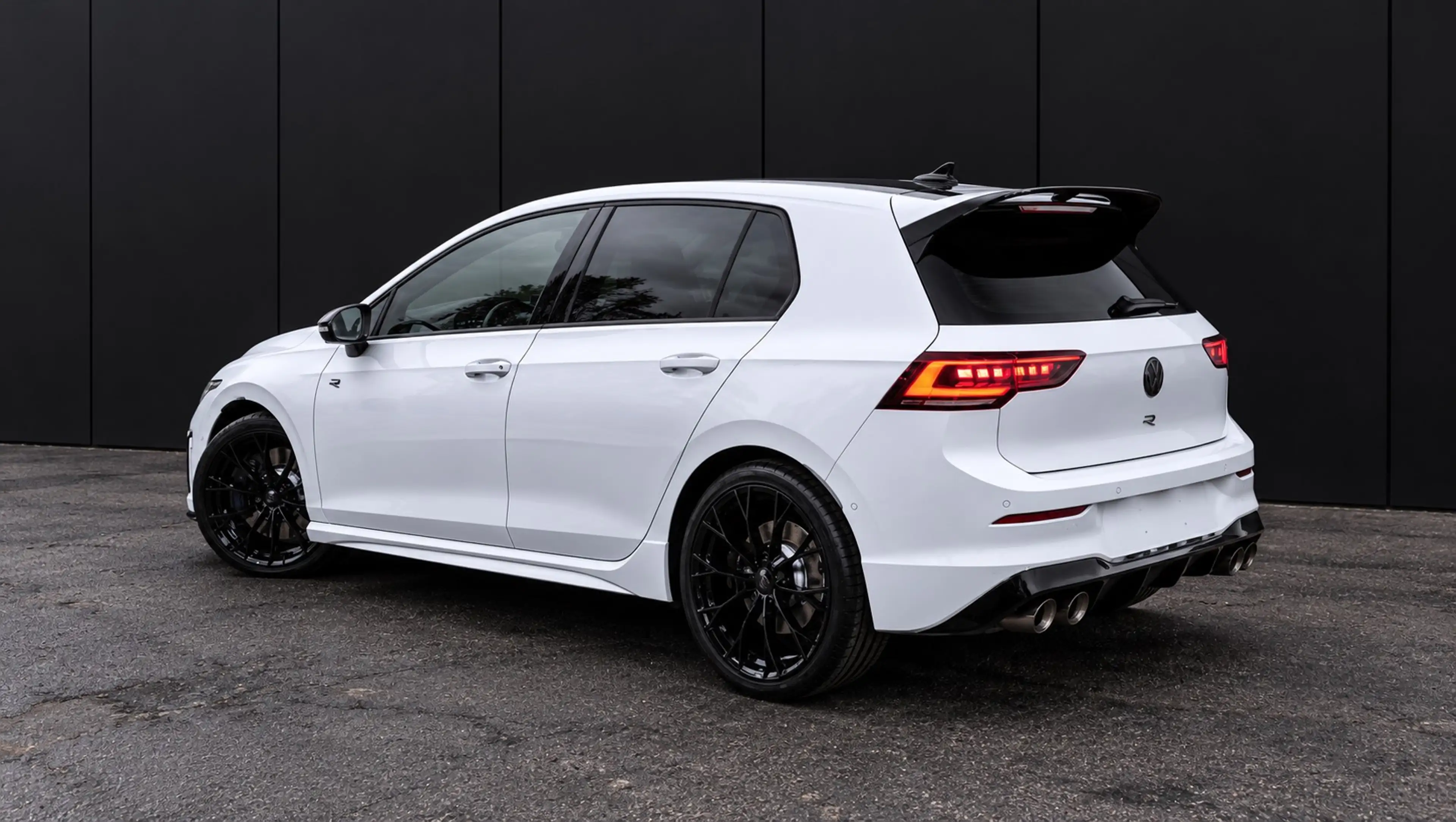 Volkswagen Golf R Golf R 2.0 TSI 4Motion Black Edition DSG Black Edition — photo 6