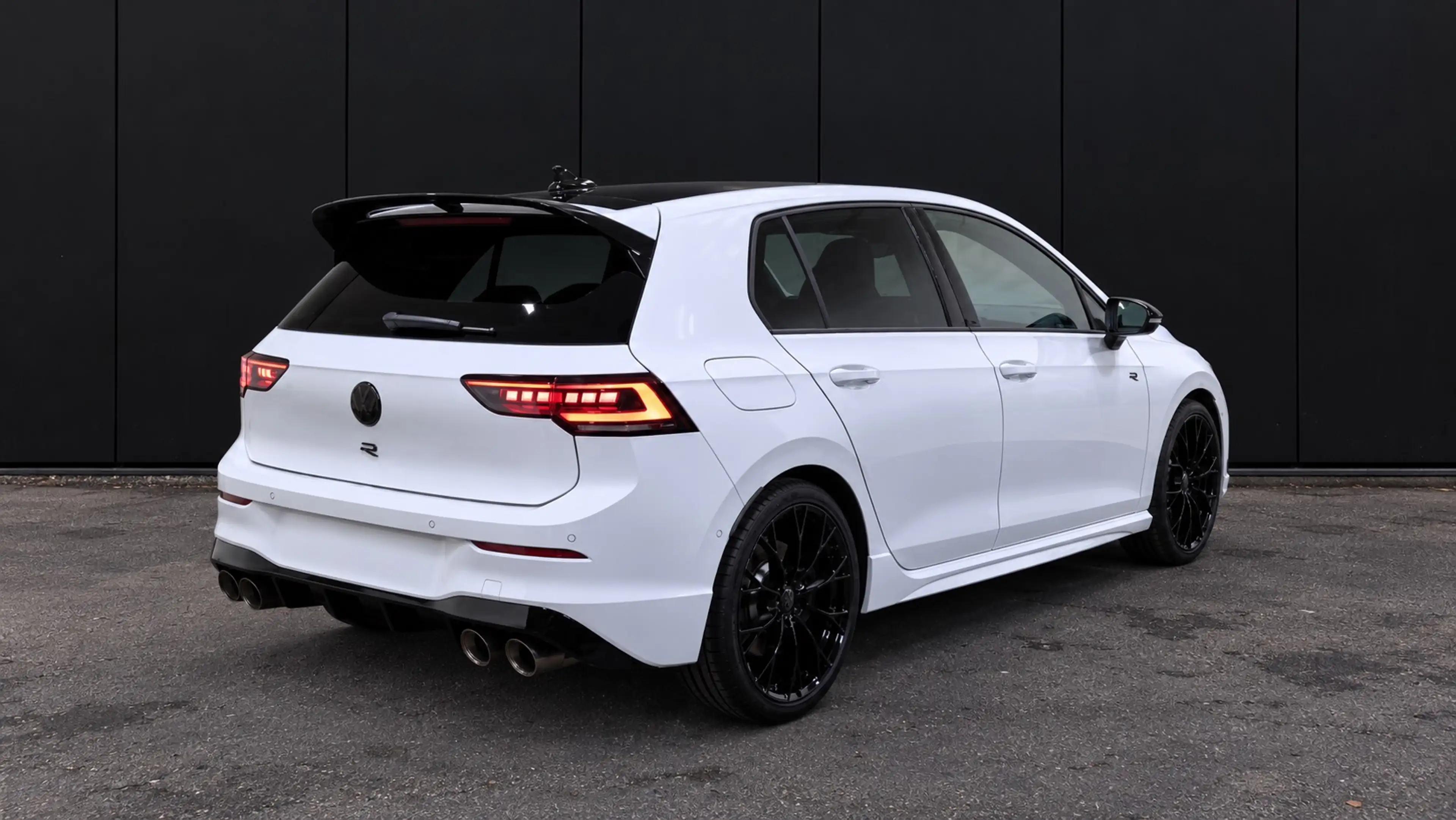 Volkswagen Golf R Golf R 2.0 TSI 4Motion Black Edition DSG Black Edition — photo 5