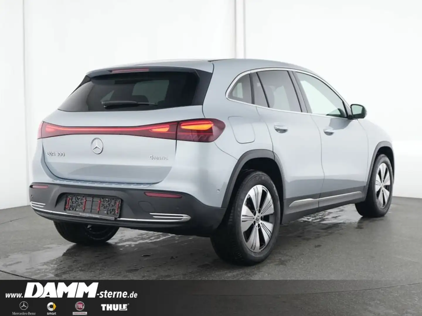 Mercedes-Benz EQA 300 EQA 300 4M Progr. Adv+/AHK/360°/Distronic/+ Flex Silber - 2