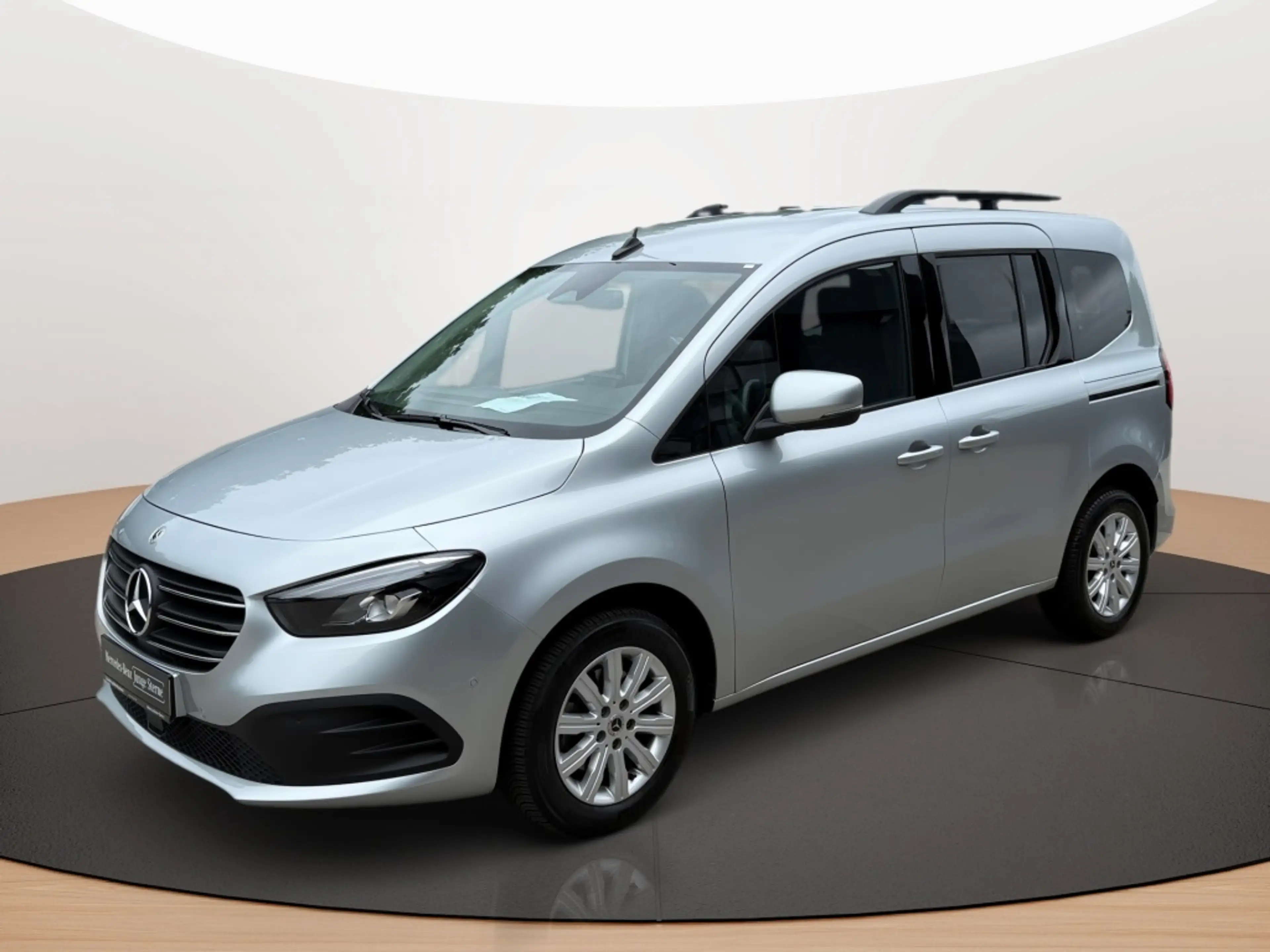 Mercedes-Benz T-Class T 180 PROGRESSIVE STANDARD NAVI KLIMA AUTOM LED — photo 2