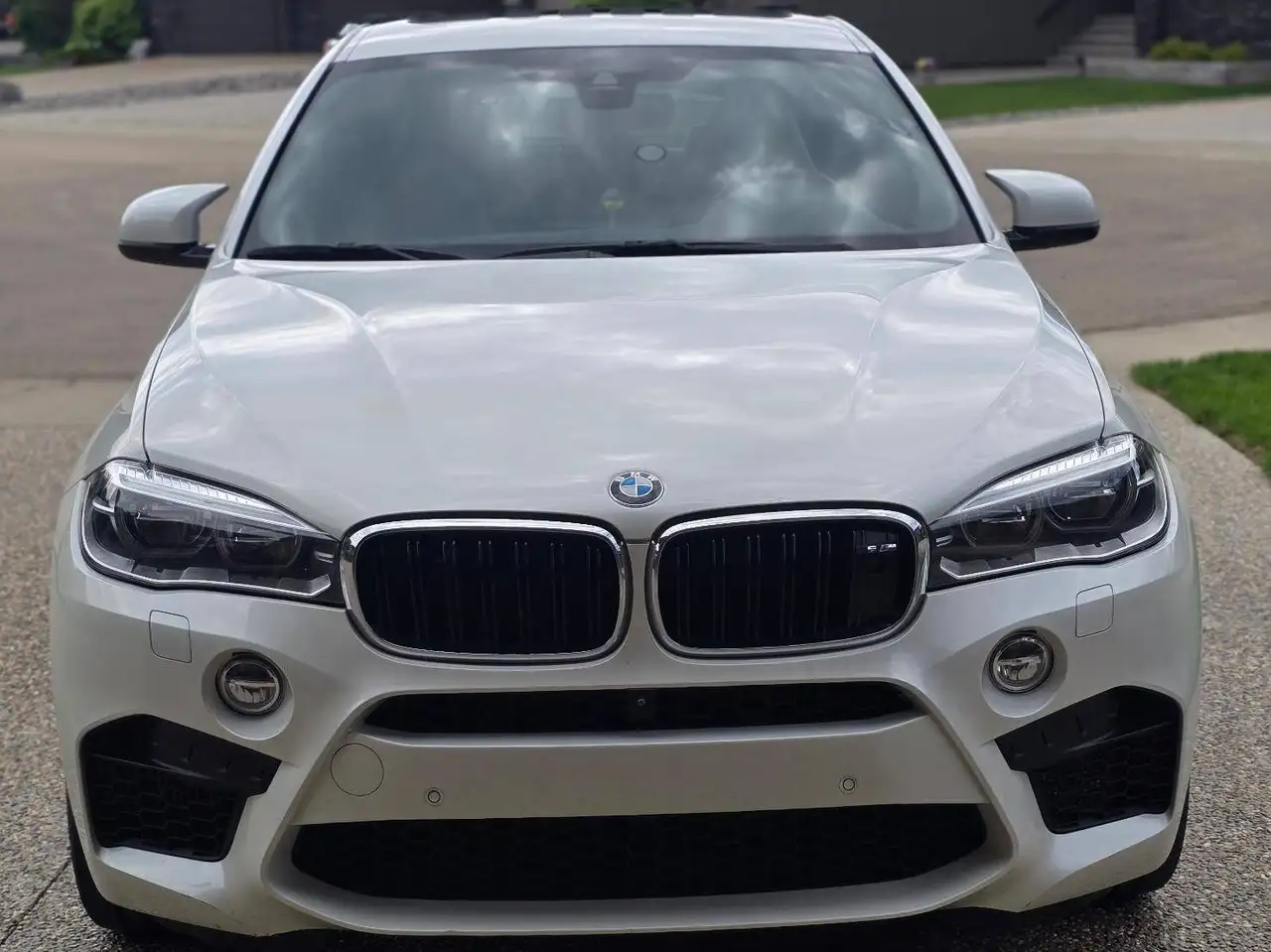 BMW X6 M photo BMW X6 M