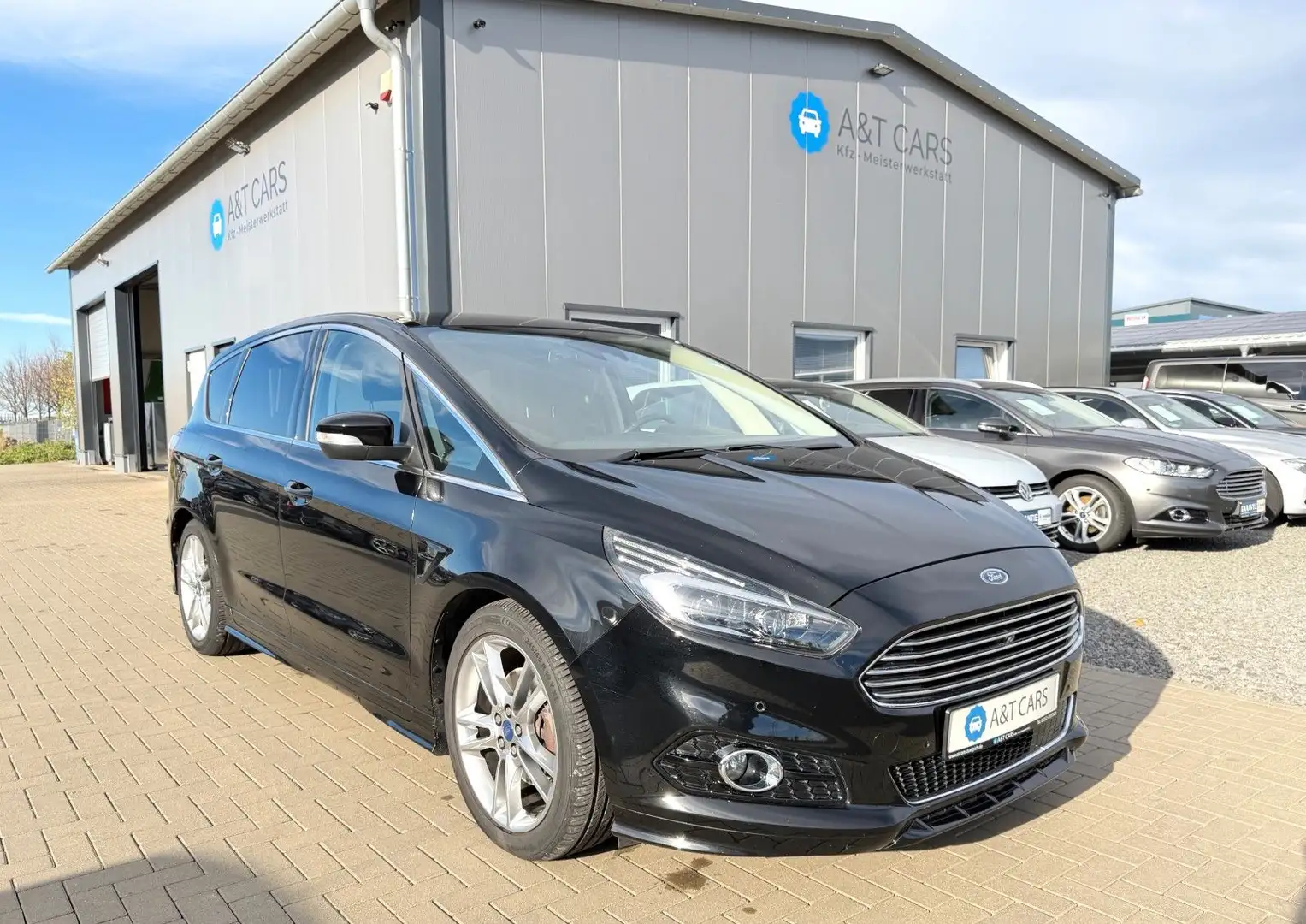Ford S-Max S-MAX Titanium/7-Sitzer/2. Hand/LED Scheinwerfer Noir - 1