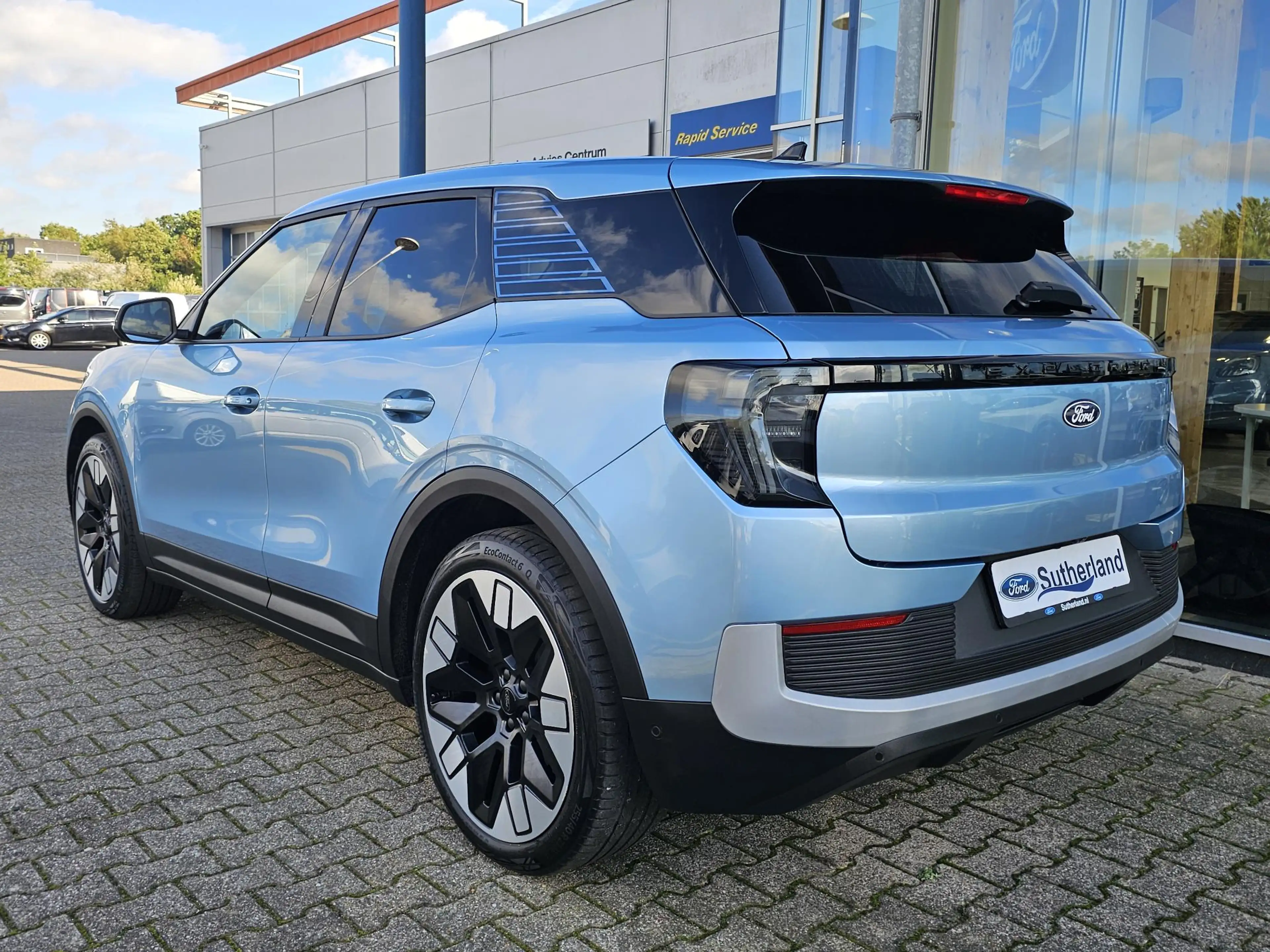 Ford Explorer Premium Extended Range RWD 77 kWh 286pk | Driver A — photo 3