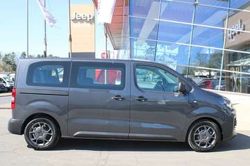 Kombi L2 H1 180PS Automatik 9Sitzplätze Vorsteu...