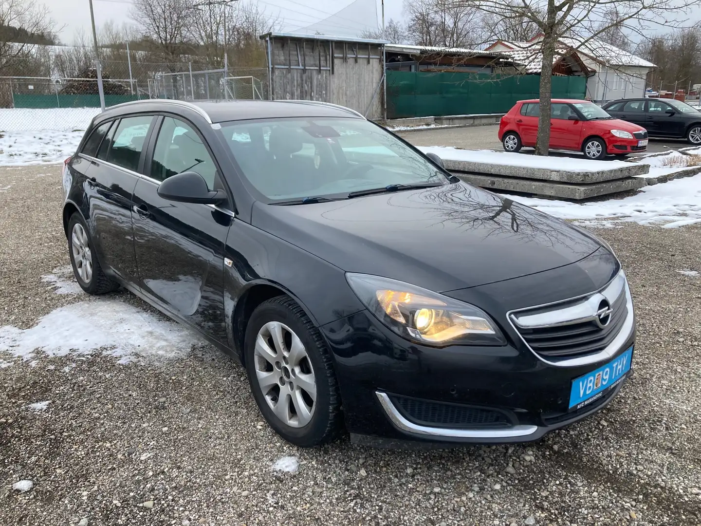 Opel Insignia 1.6 CDTI Sports Tourer ecoFLEXStart/Stop Business Schwarz - 1