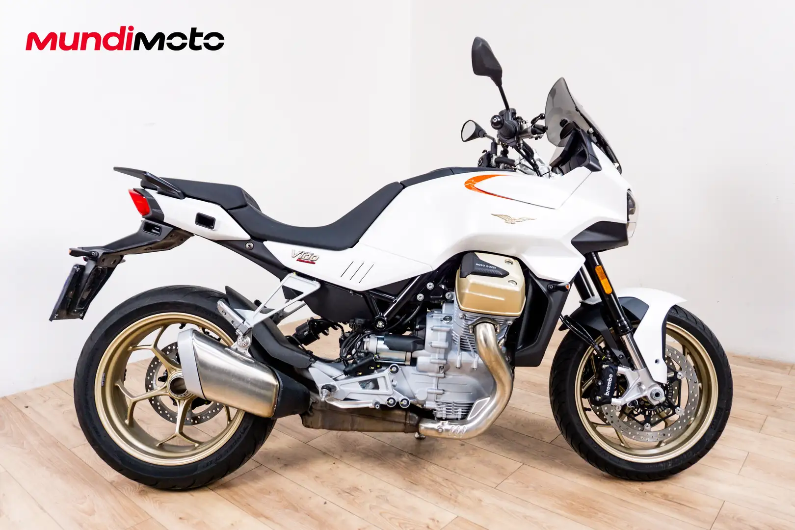 Moto Guzzi V 100 - 1