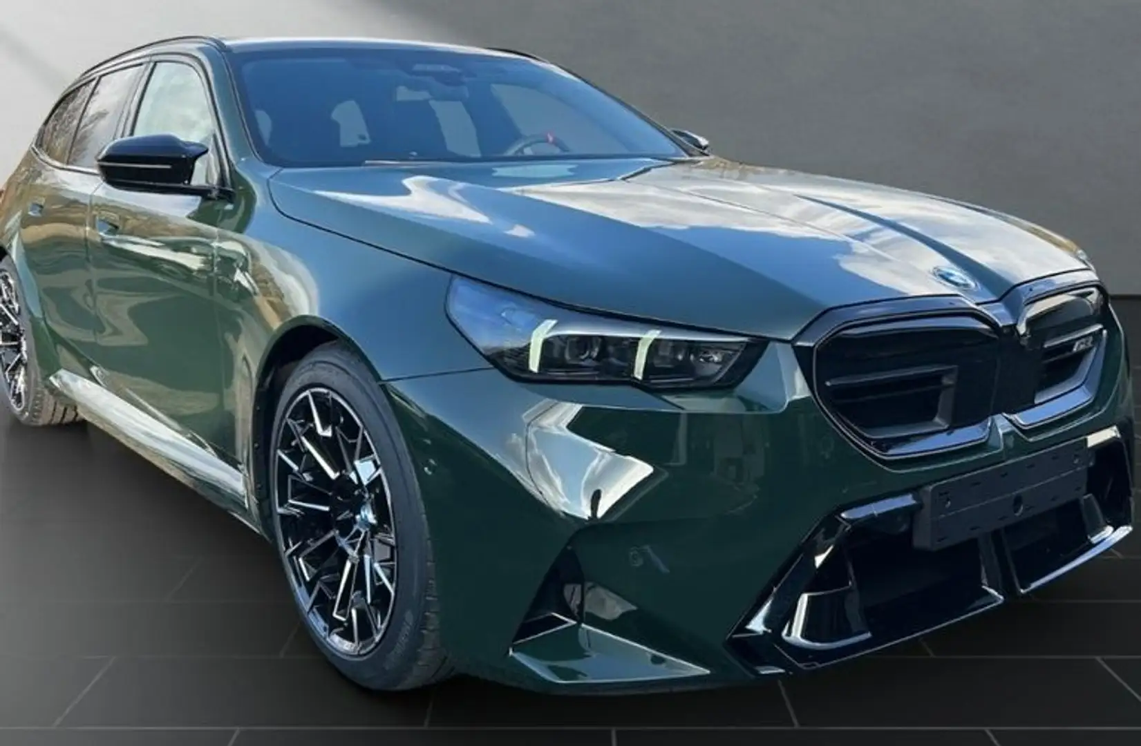 BMW M5 Touring Zöld - 2