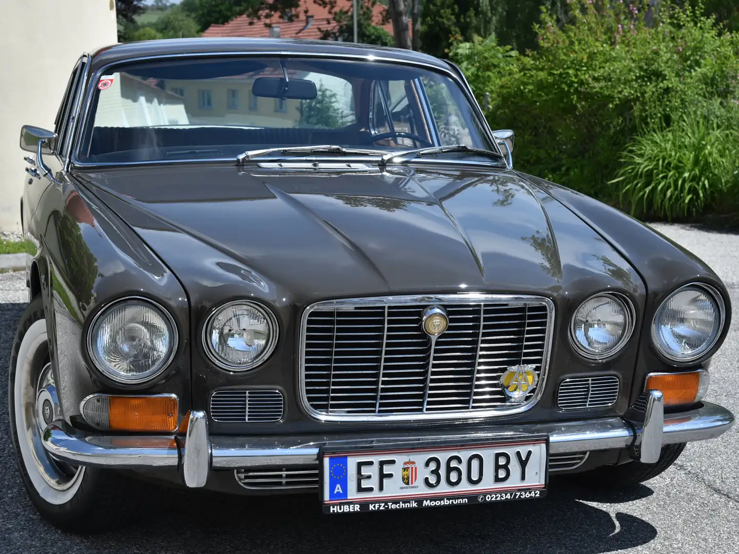 Jaguar XJ6 Serie 1 bež - 2