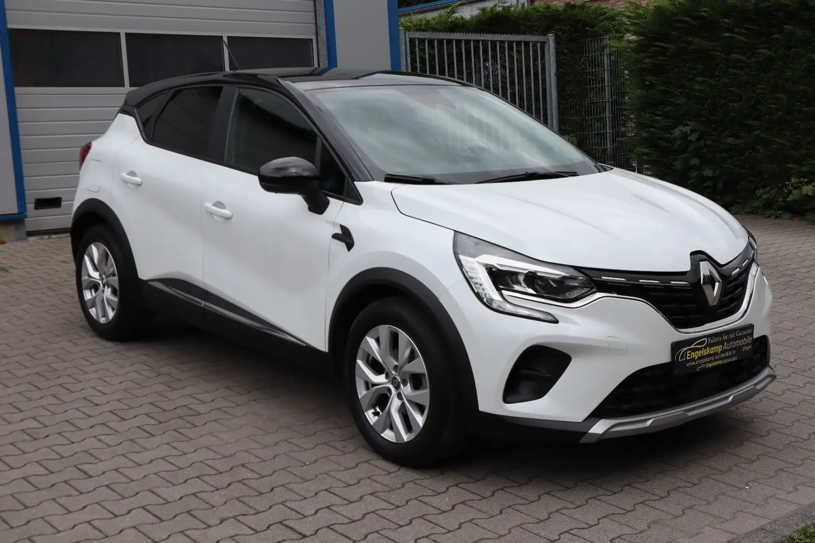 Renault Captur II Experience/NAVI/PDC/ALLW./SCHECKHEFT Schwarz - 1